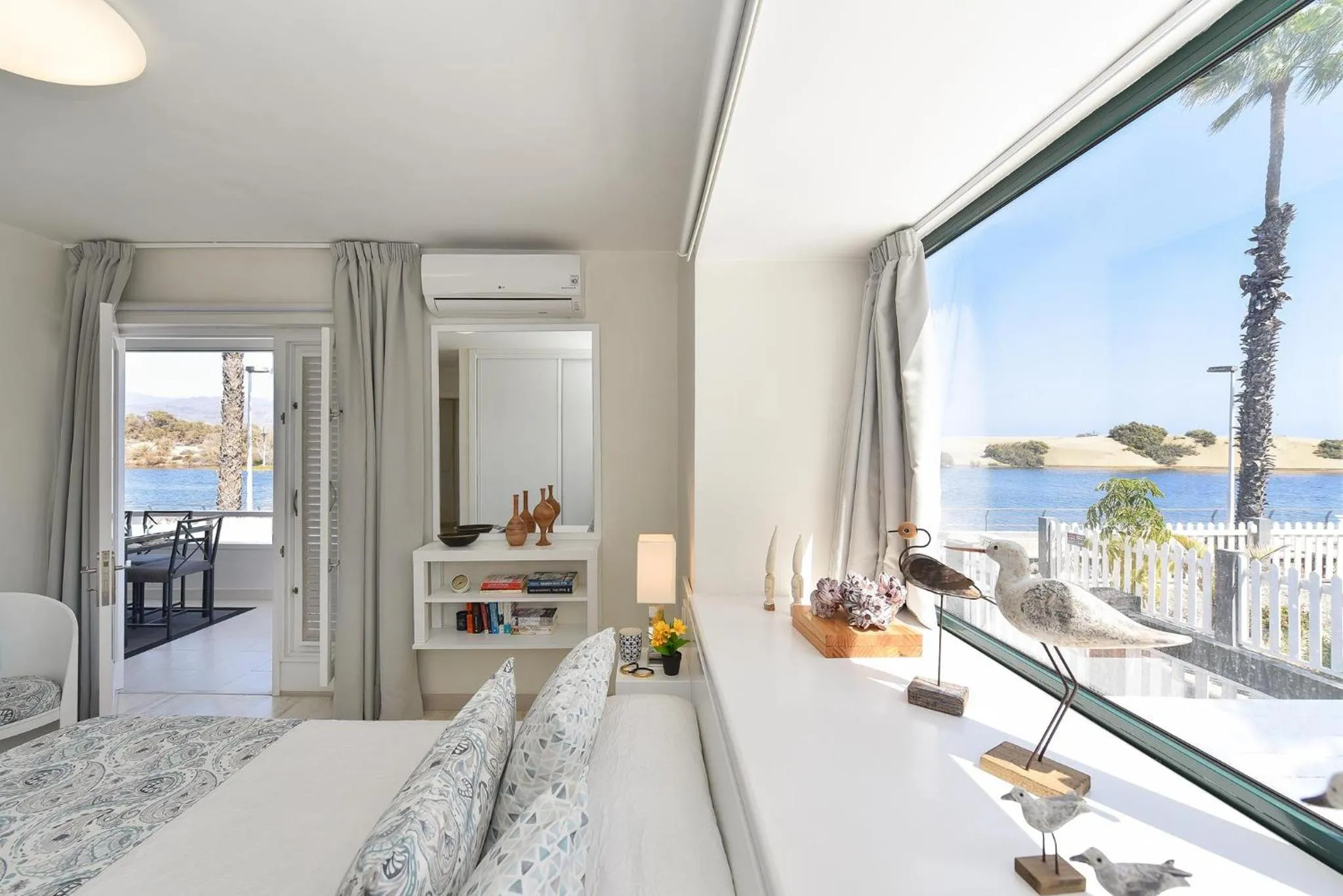 TV and multimedia in Maspalomas Beach Apartment Charca 1 by VillaGranCanaria