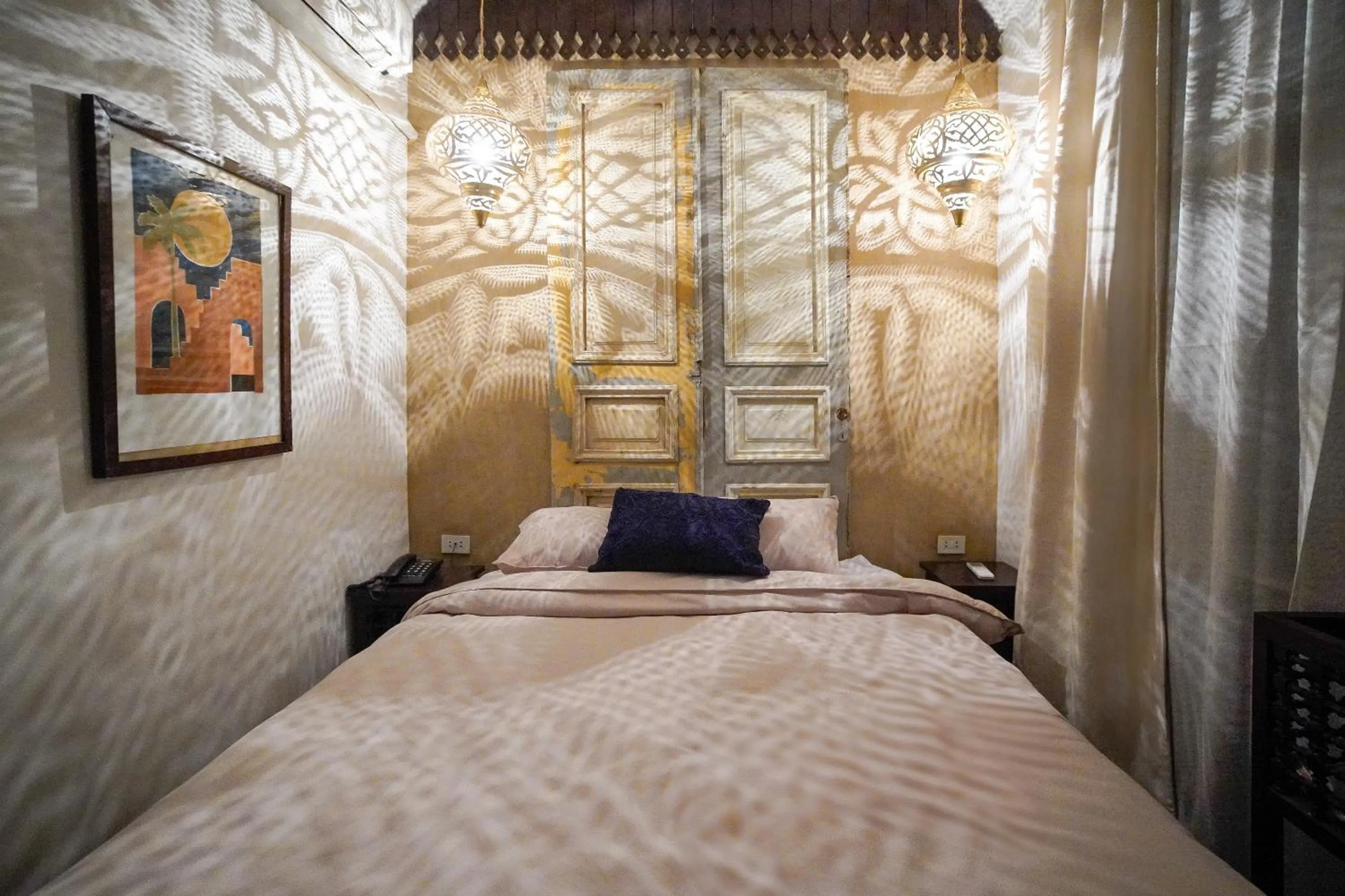 Bed in Al Wadi Boutique Hotel