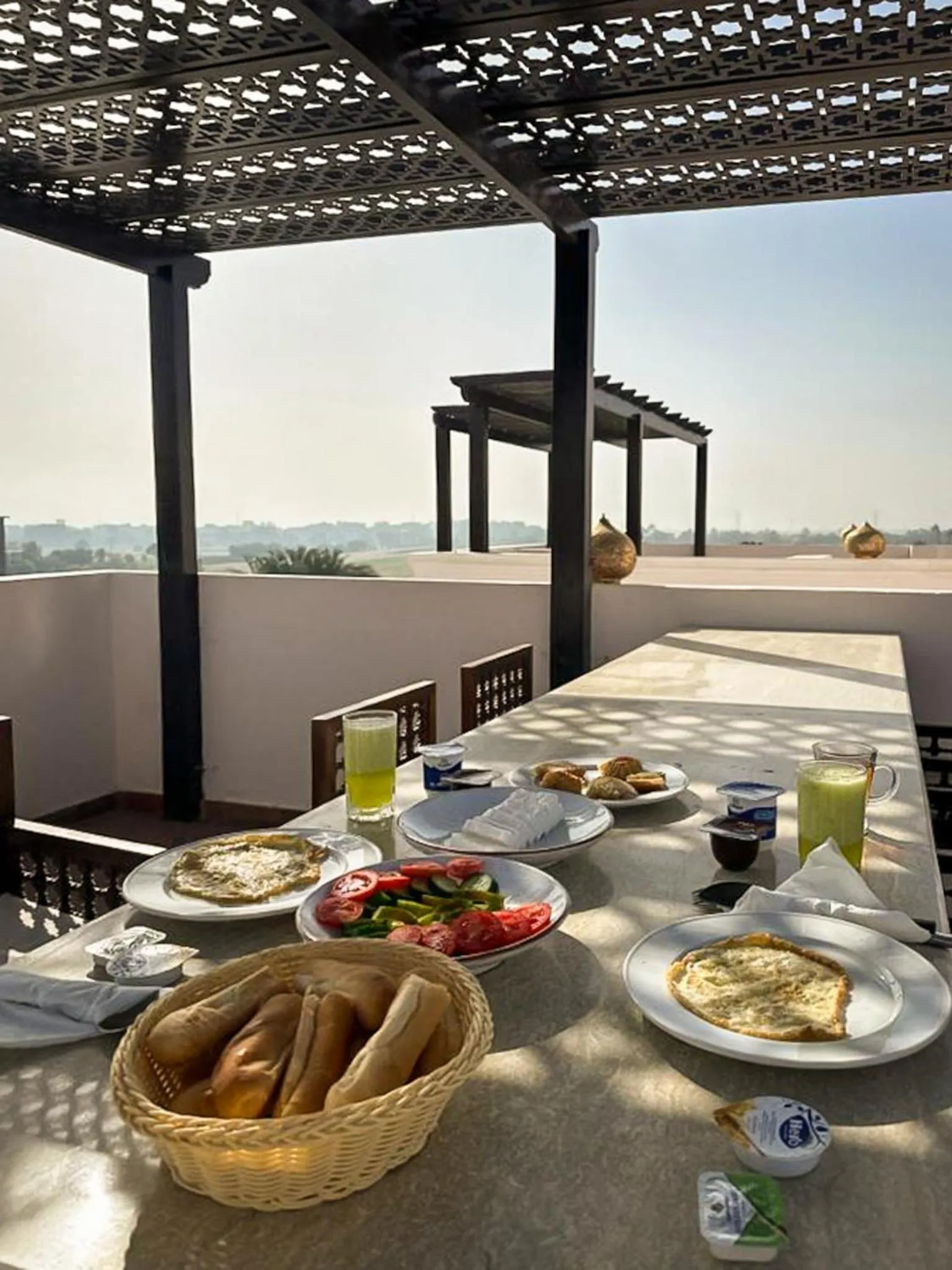 Restaurant/places to eat in Al Wadi Boutique Hotel