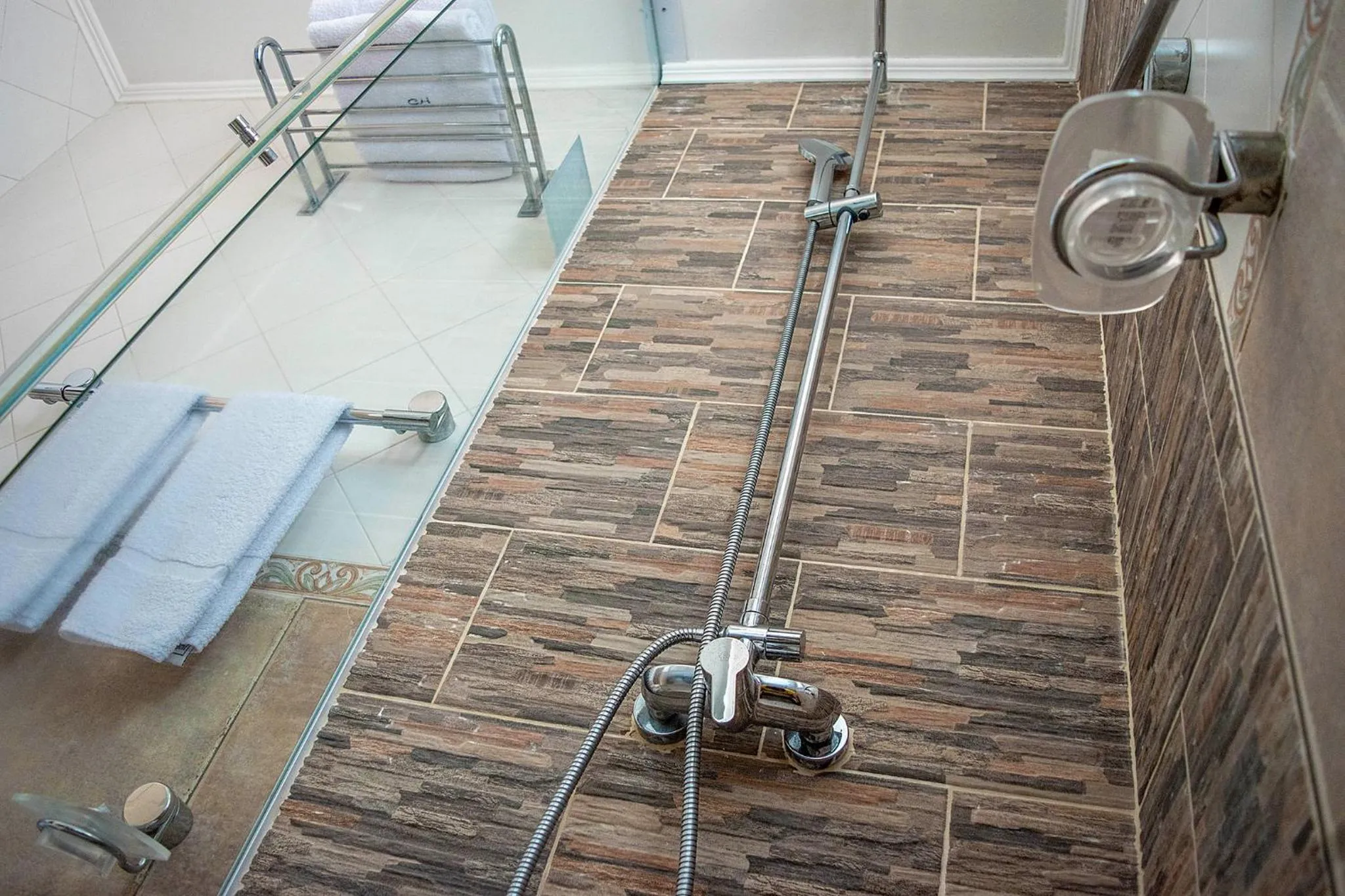 Bathroom in Carilo Hills by bund