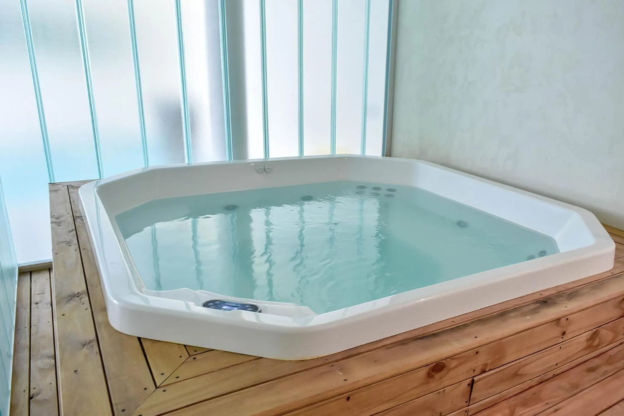 Spa and wellness centre/facilities in Carilo Hills by bund