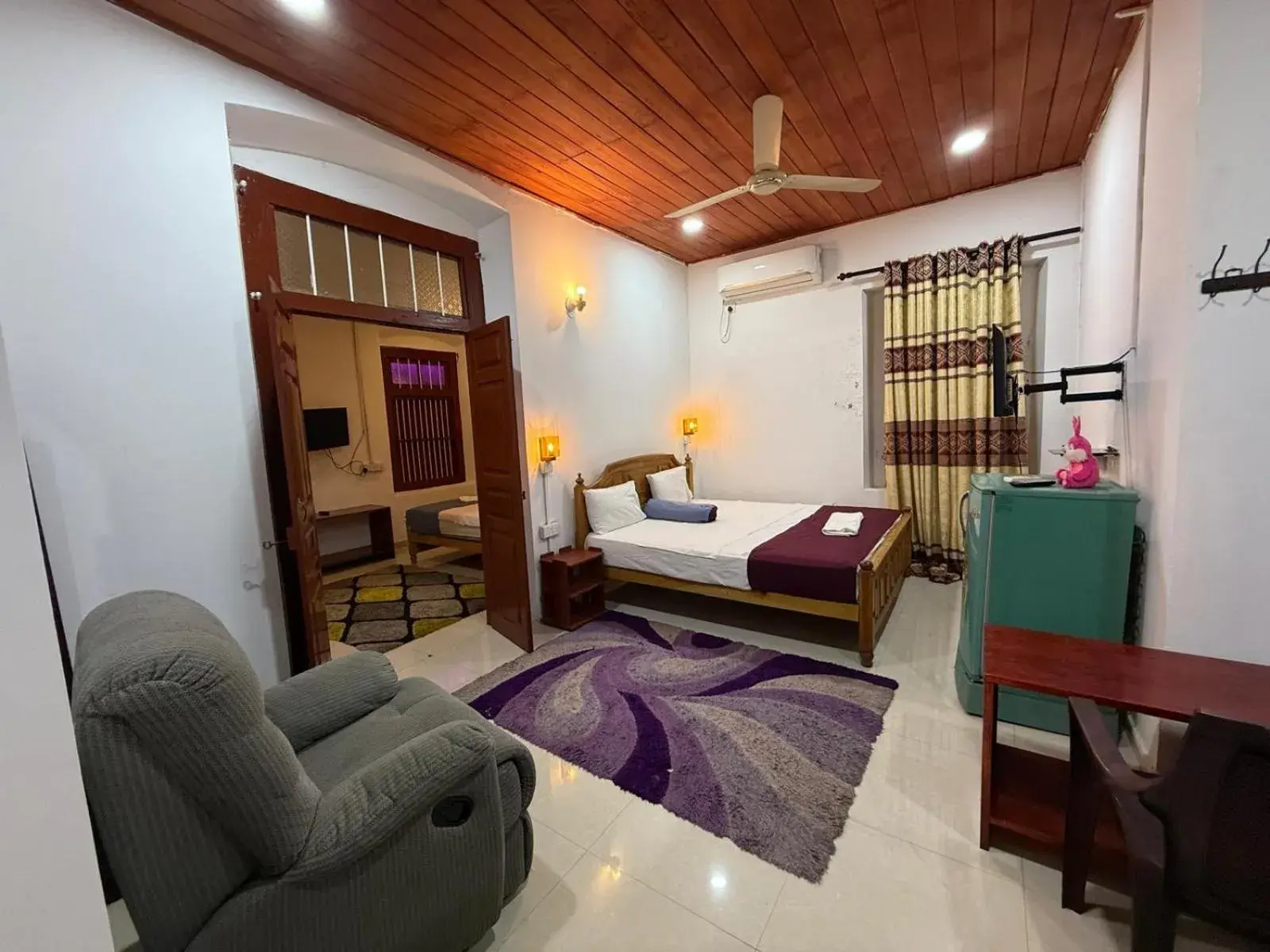 Bed in Peninsula hotel Bed in Peninsula hotel