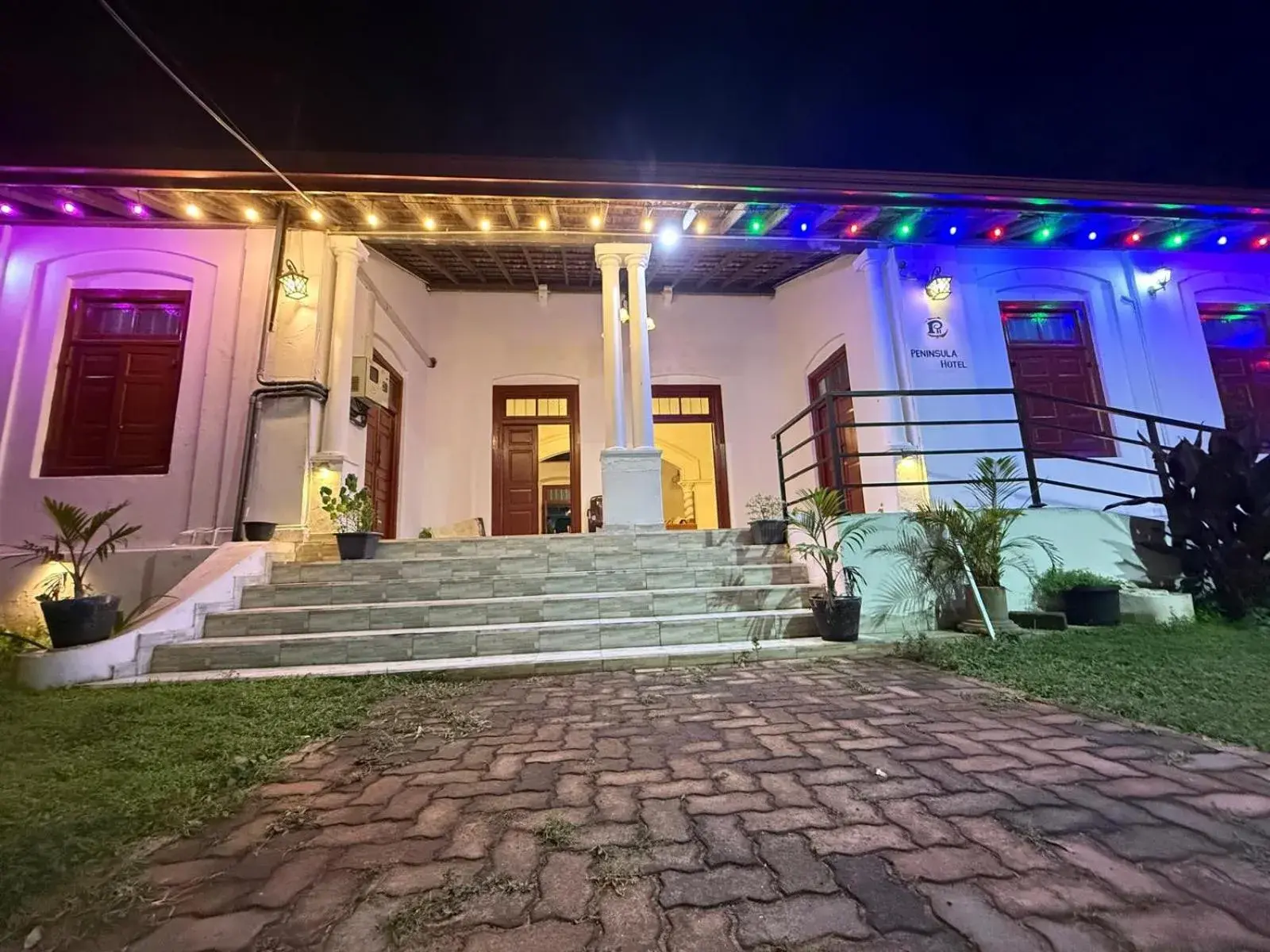 Property building in Peninsula hotel Property building in Peninsula hotel