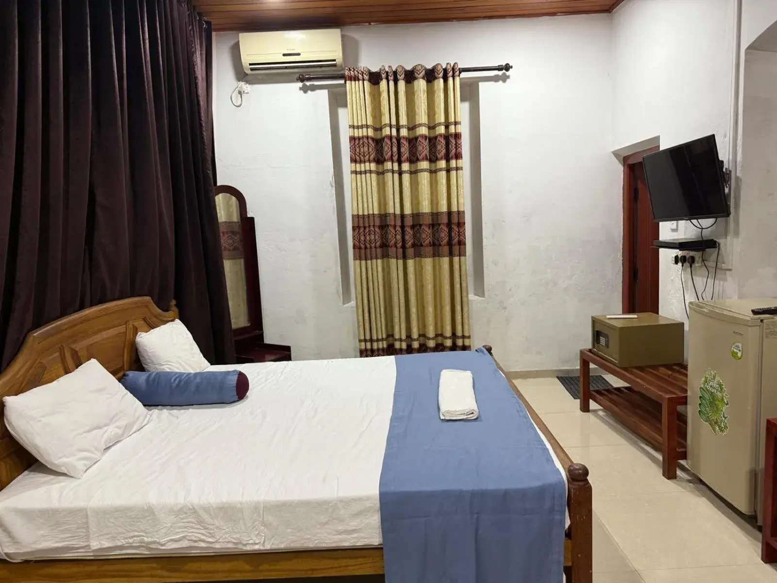 Bed in Peninsula hotel Bed in Peninsula hotel