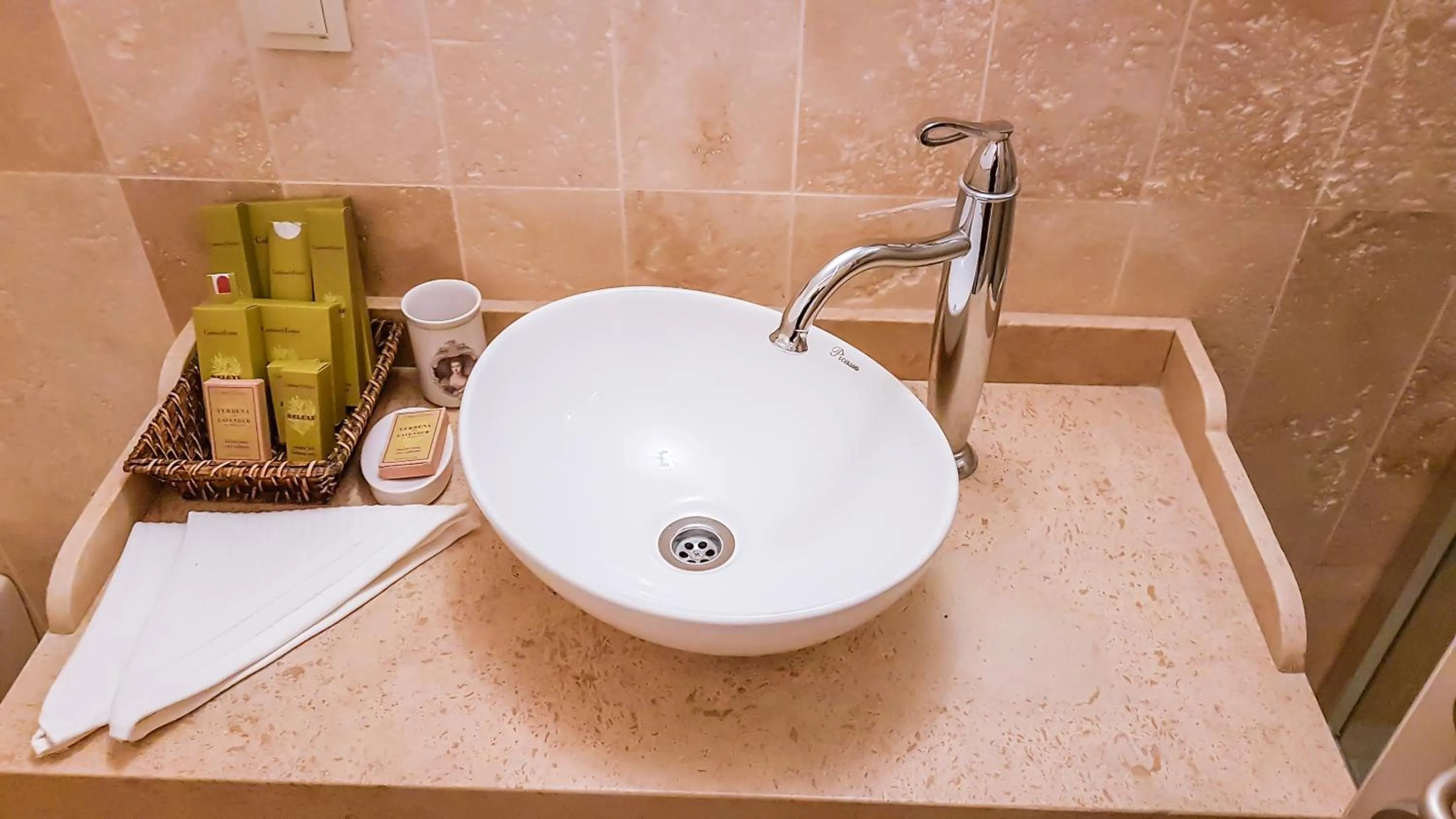 Bathroom in Rebetiko Hotel