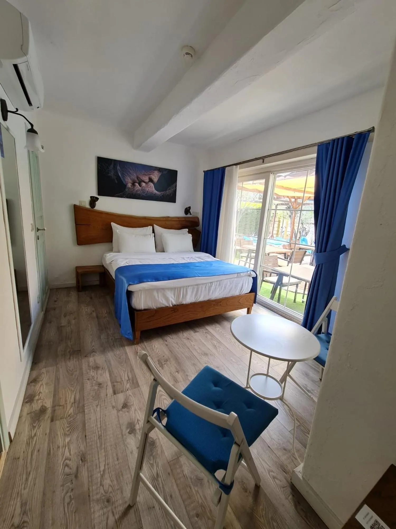 Photo of the whole room, Bed in Rebetiko Hotel