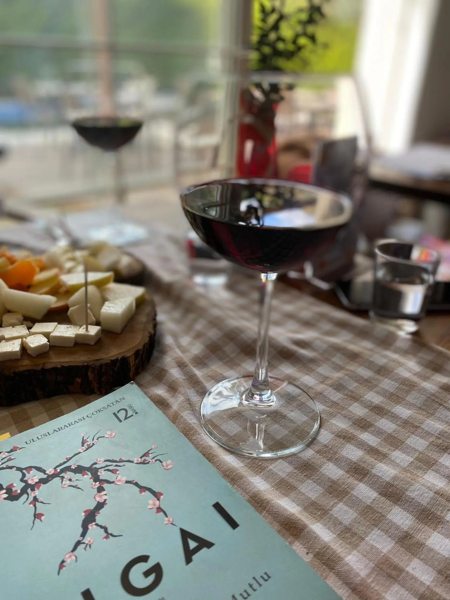 Restaurant/places to eat in Rebetiko Hotel