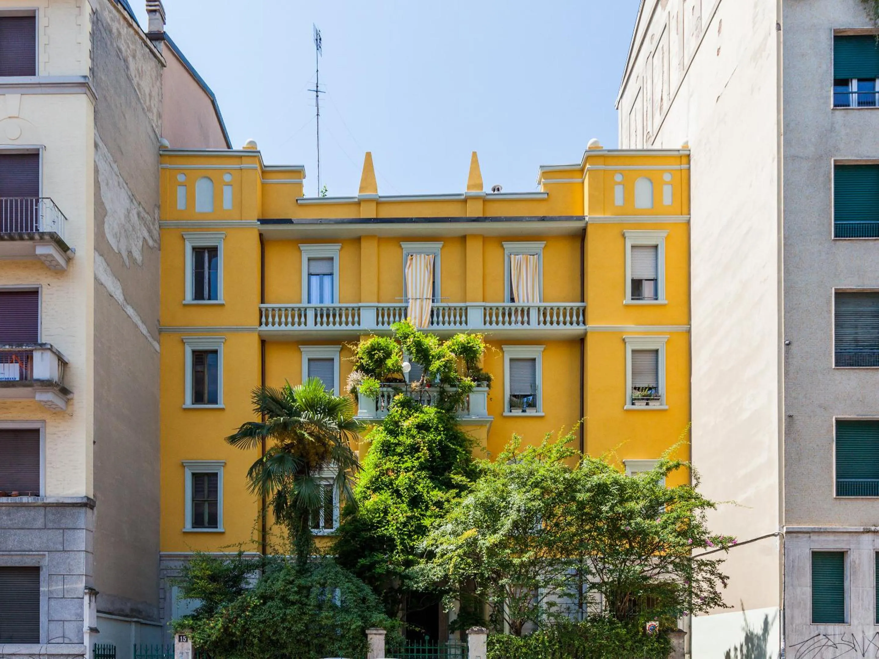 Facade/entrance in easyhomes - Piola Bazzini