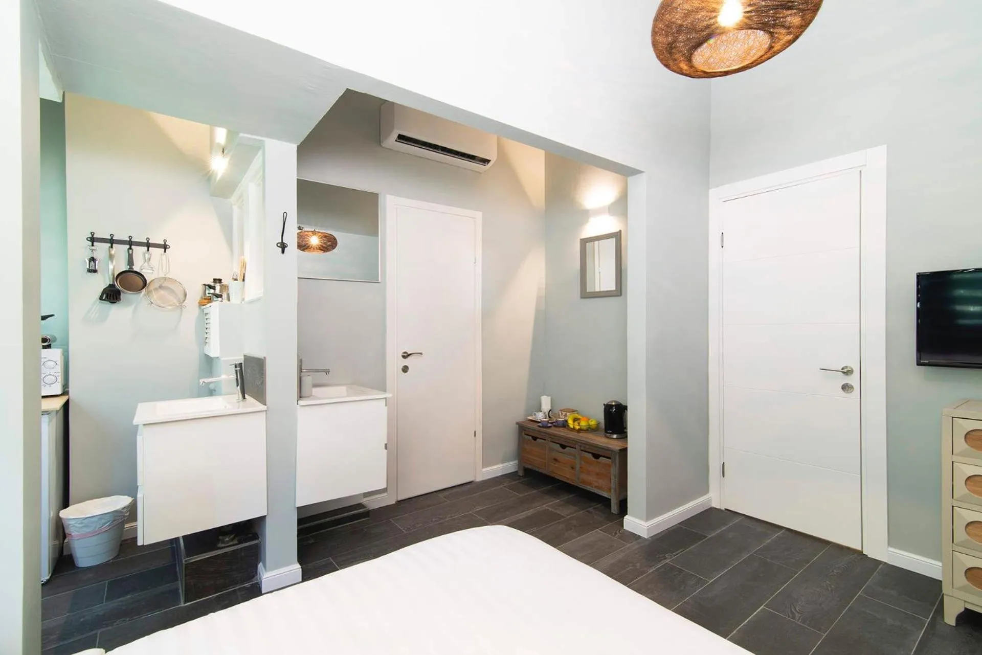 Bed in Raphael City Nest