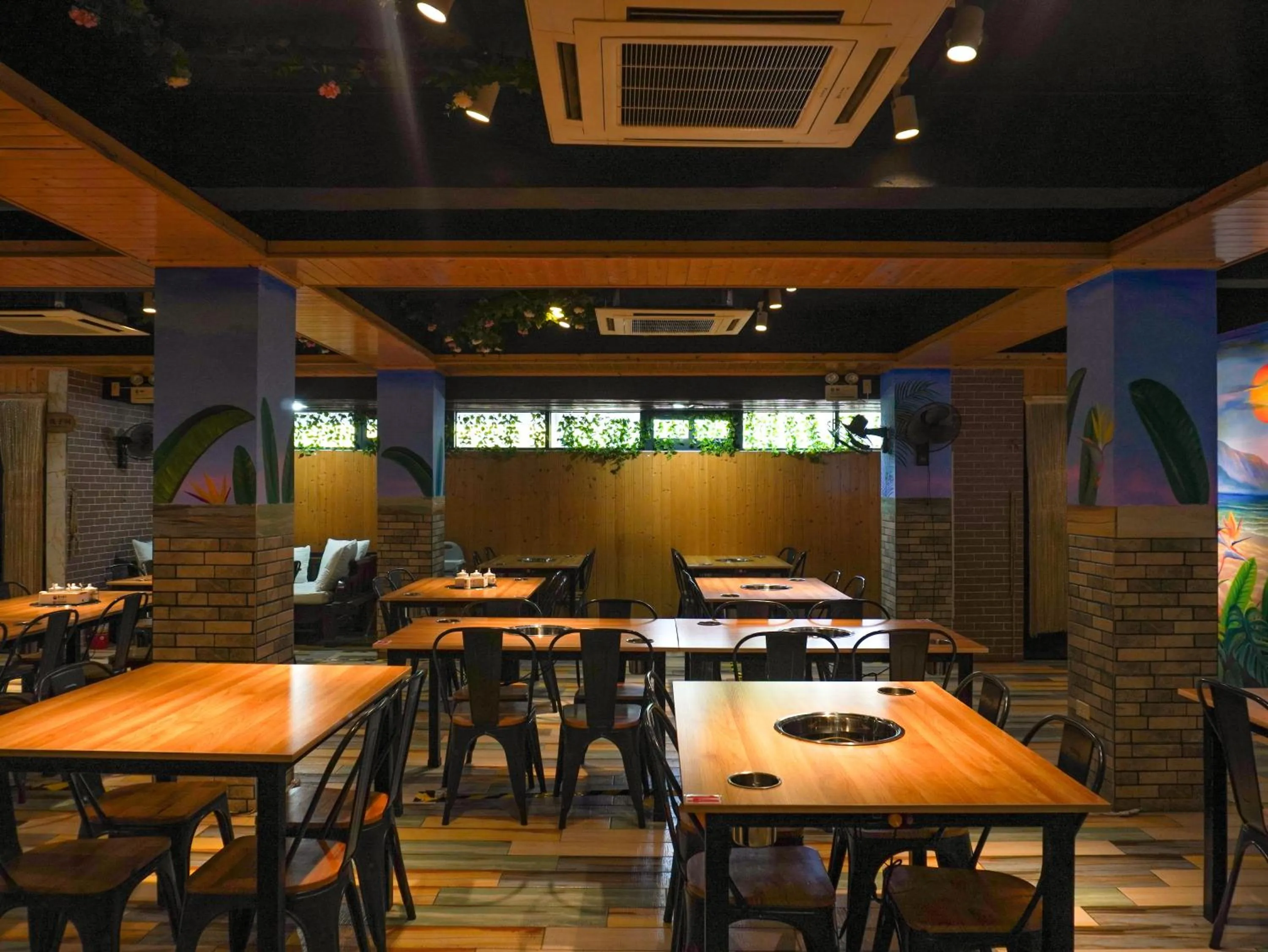 Restaurant/places to eat in Boracay Paradise Hotel