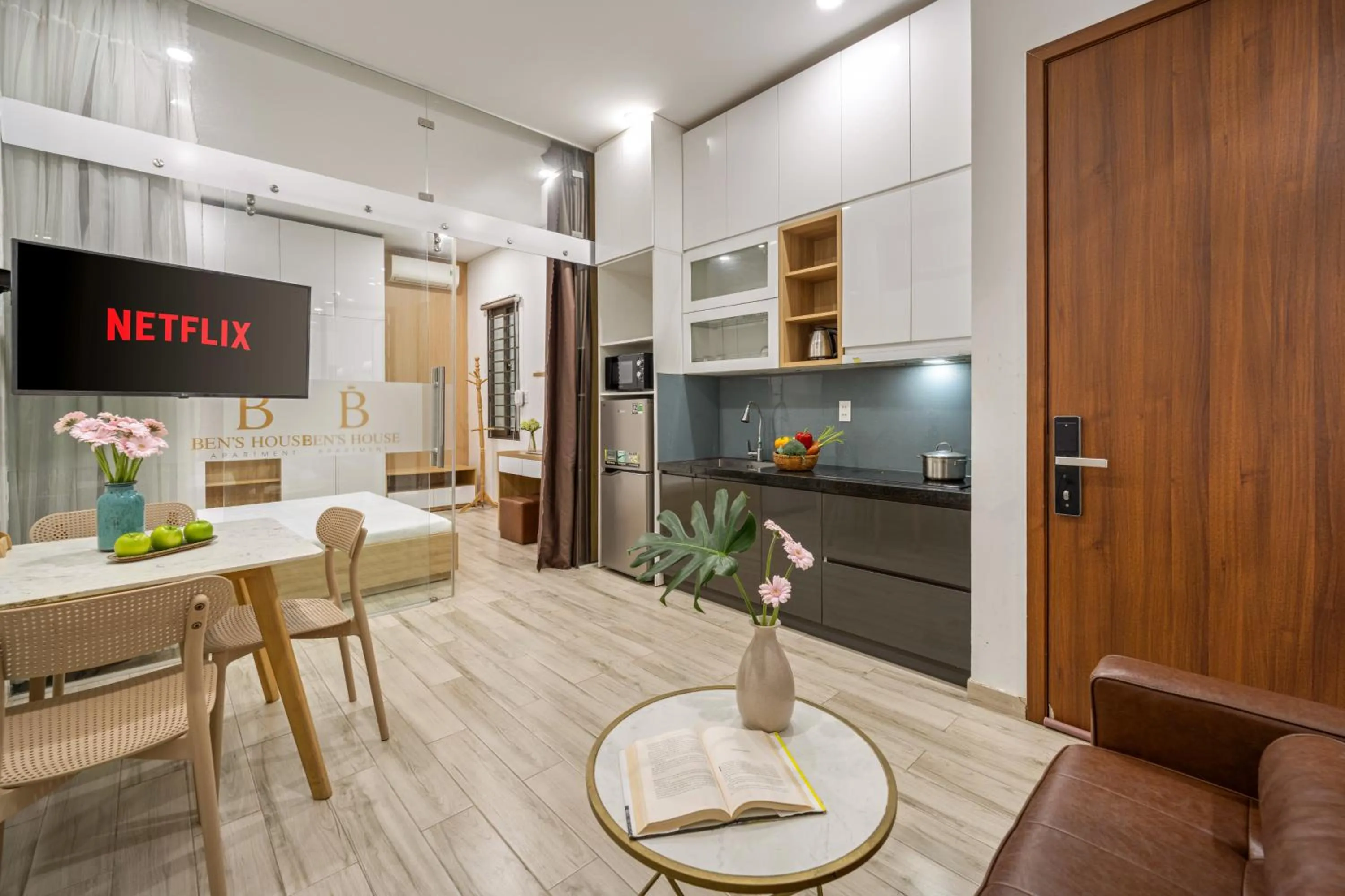 stove in Ben's House Boutique