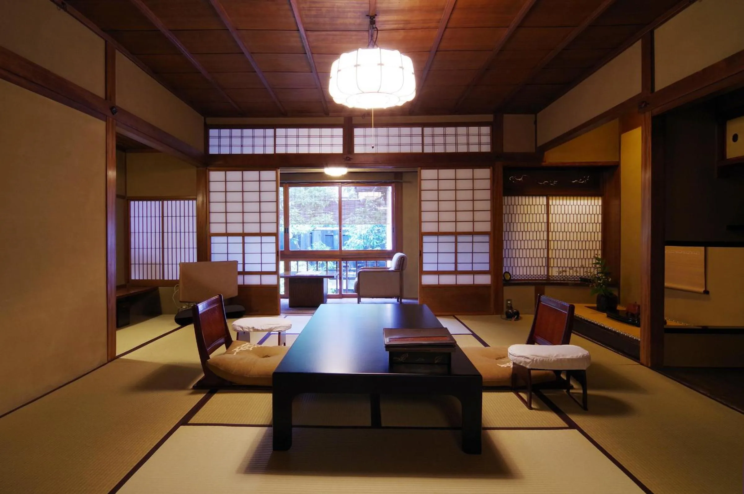 Photo of the whole room in Hiiragiya