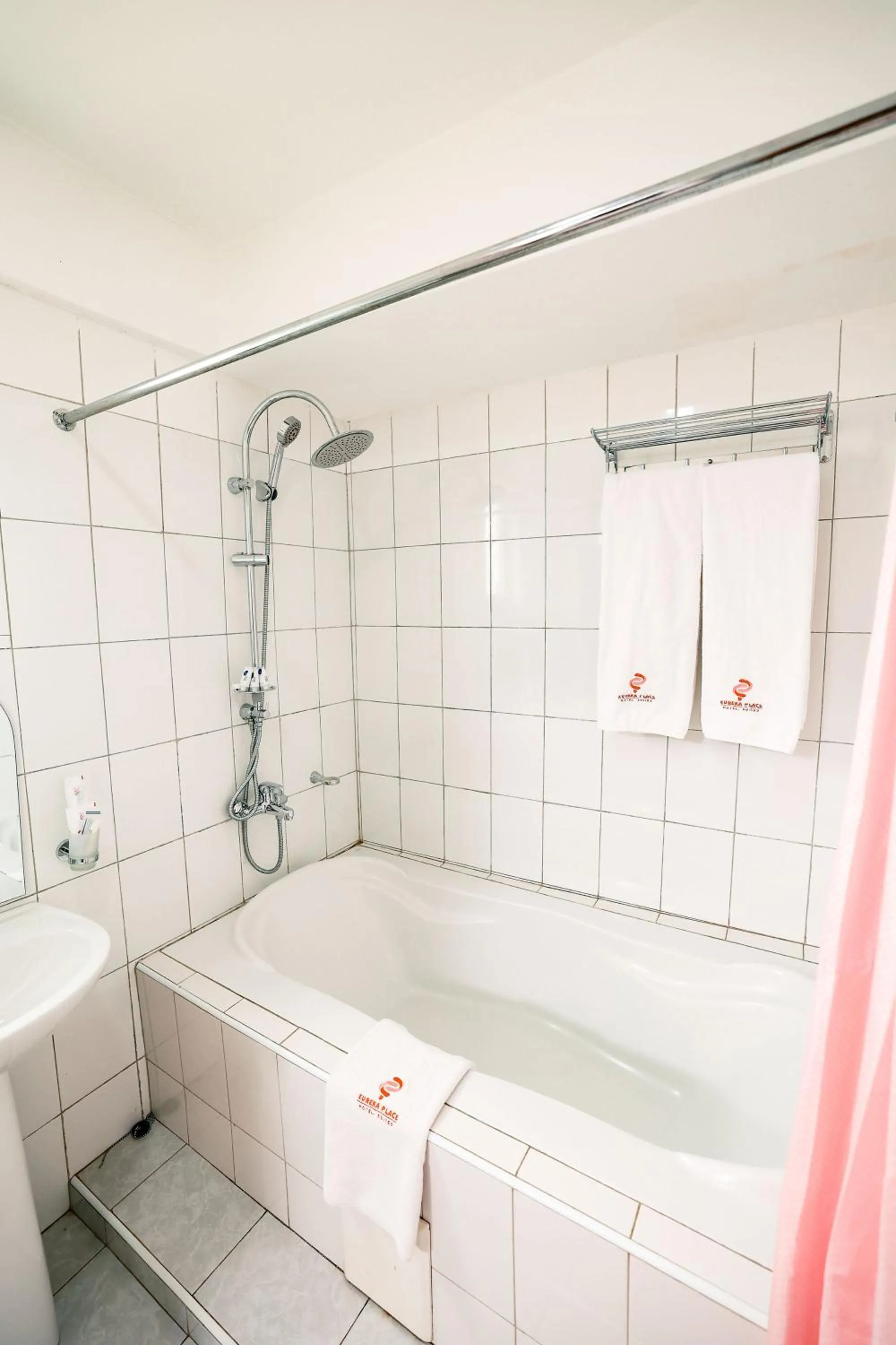 Shower in Eureka Place Hotel Kampala