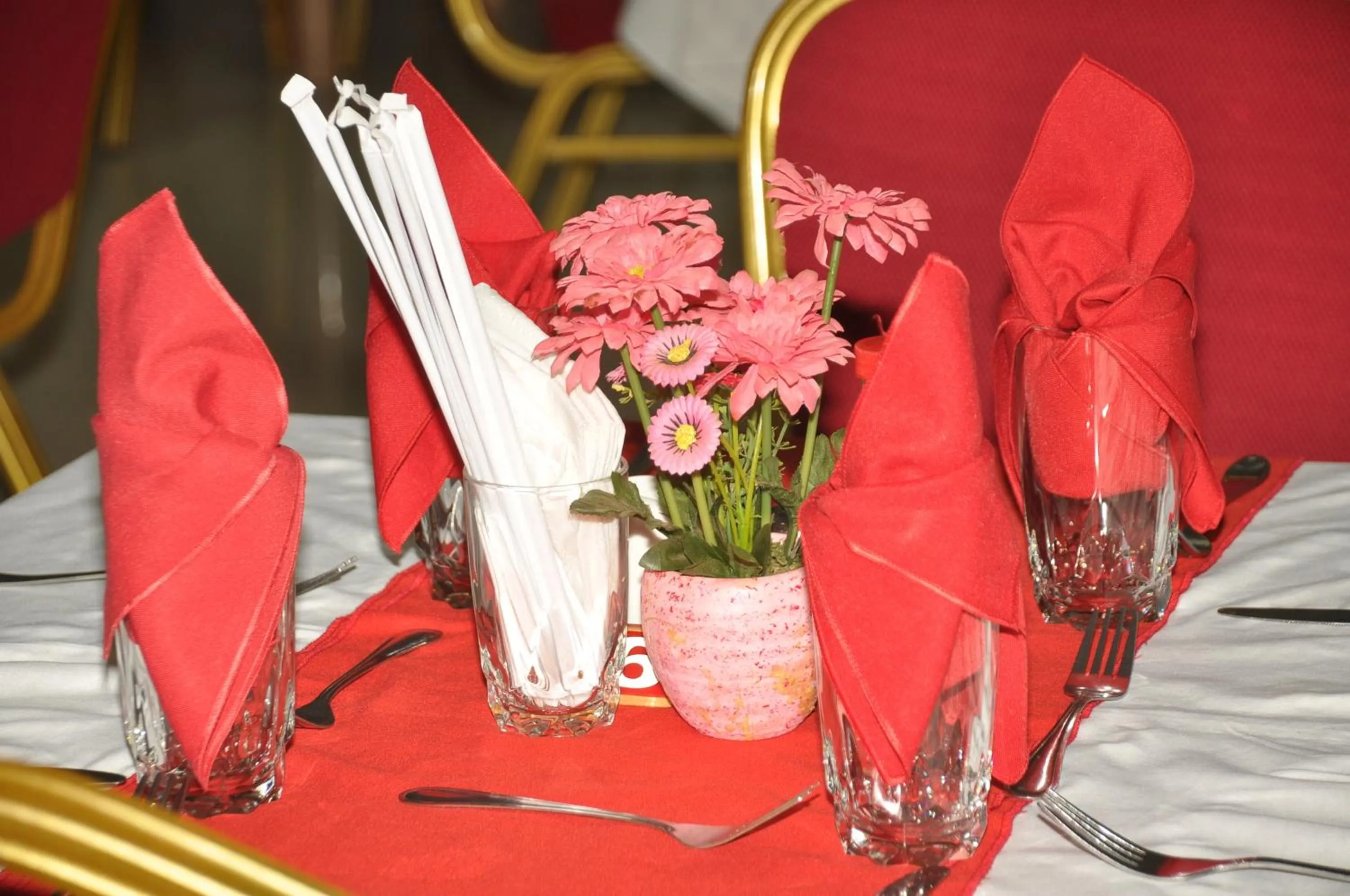 Food and drinks in Eureka Place Hotel Kampala