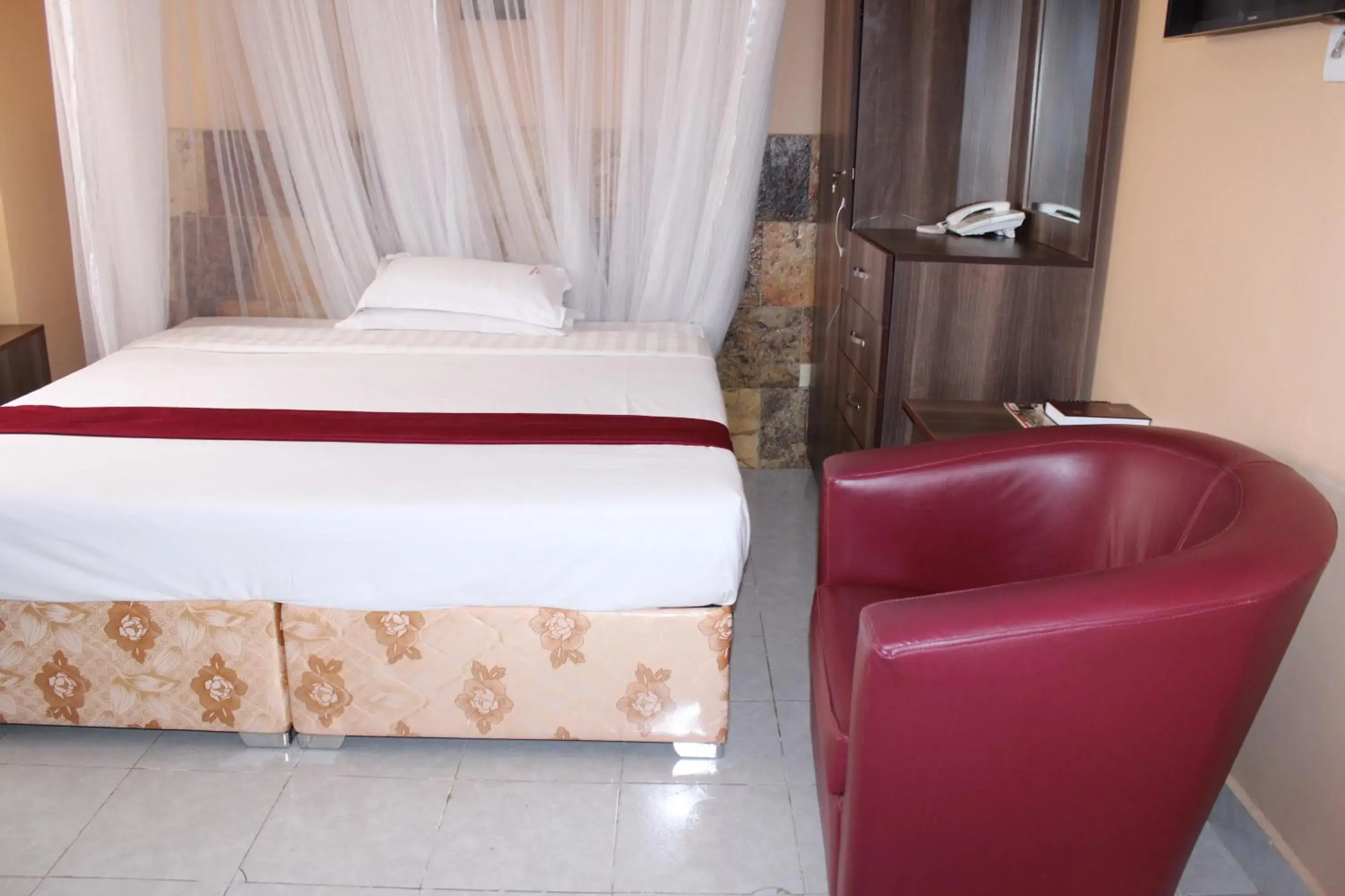 Bed in Eureka Place Hotel Kampala Bed in Eureka Place Hotel Kampala