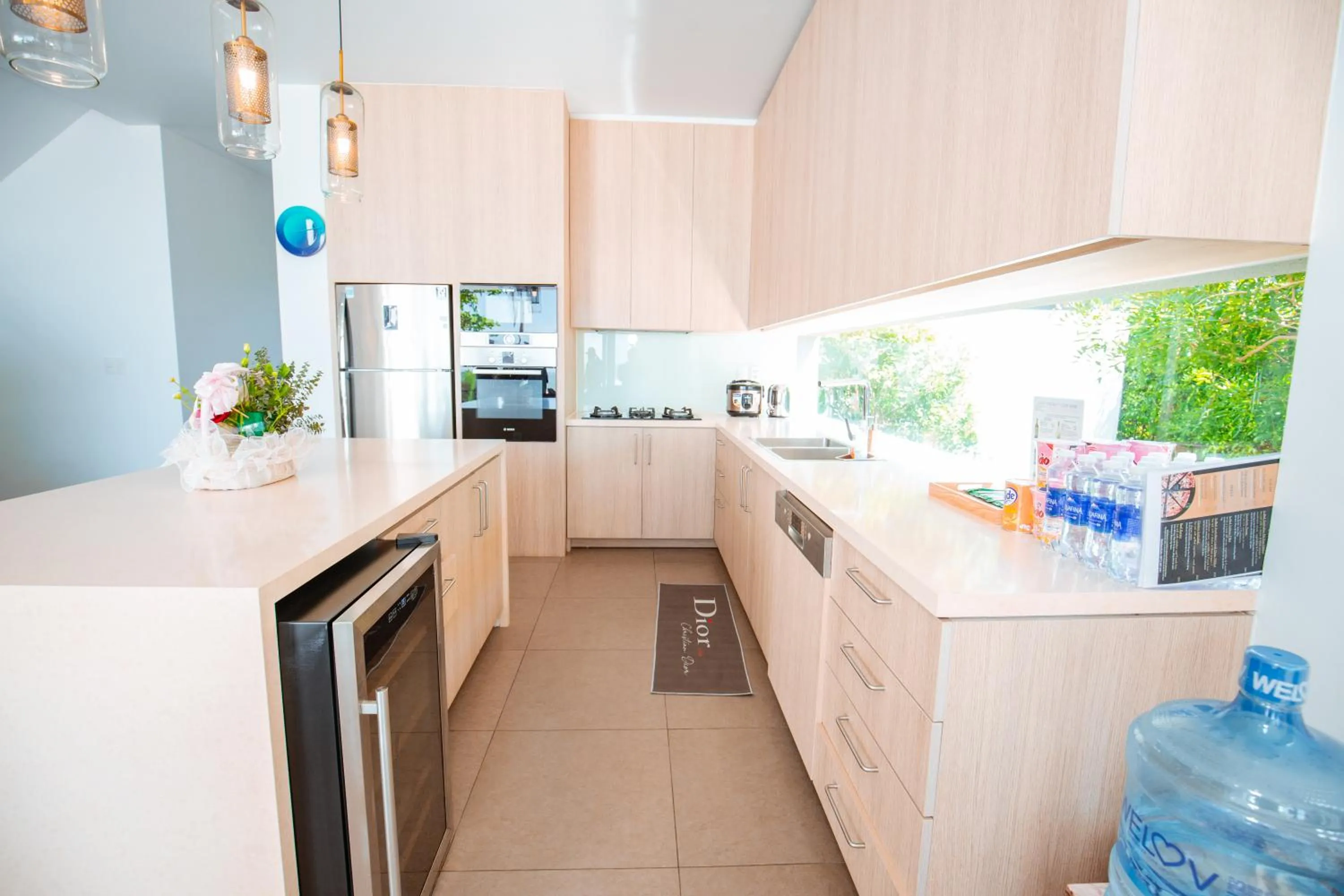 Beachfront 4 Bedrooms private pool villa Sanctuary Ho Tram resort