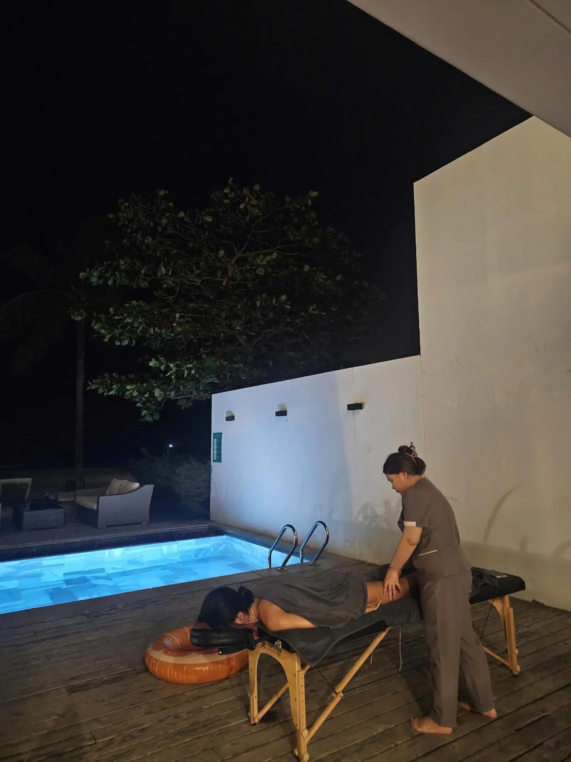 Beachfront 4 Bedrooms private pool villa Sanctuary Ho Tram resort