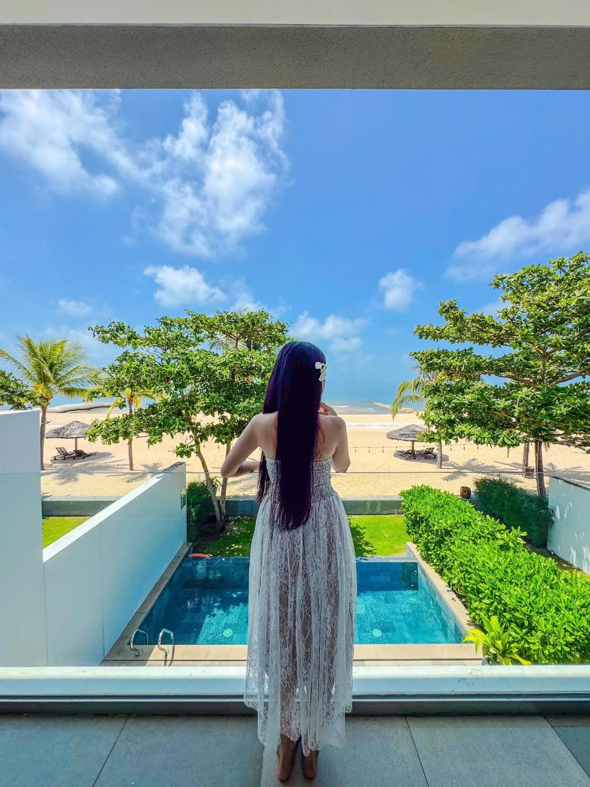 Beachfront 4 Bedrooms private pool villa Sanctuary Ho Tram resort