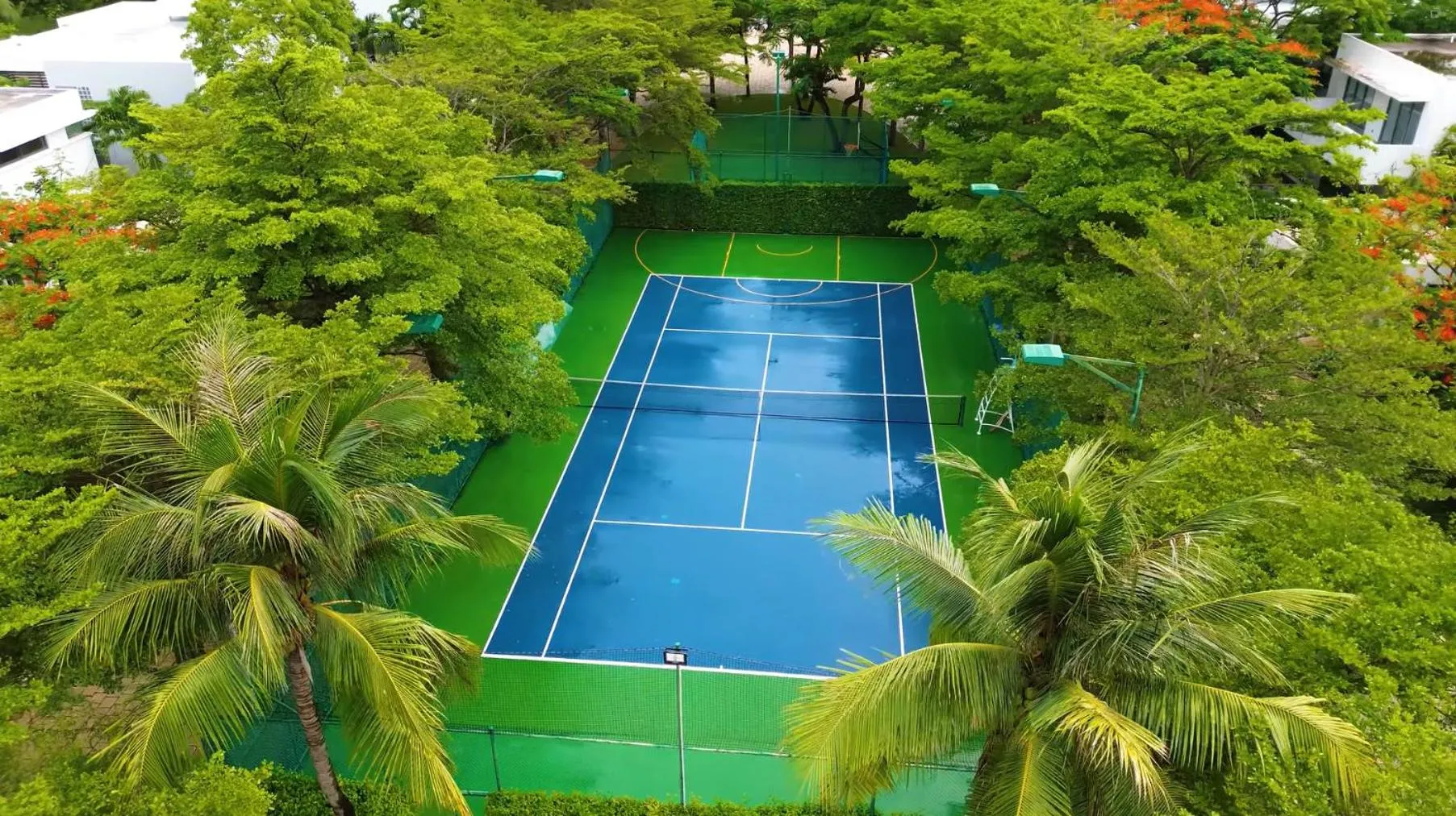 Beachfront 4 Bedrooms private pool villa Sanctuary Ho Tram resort