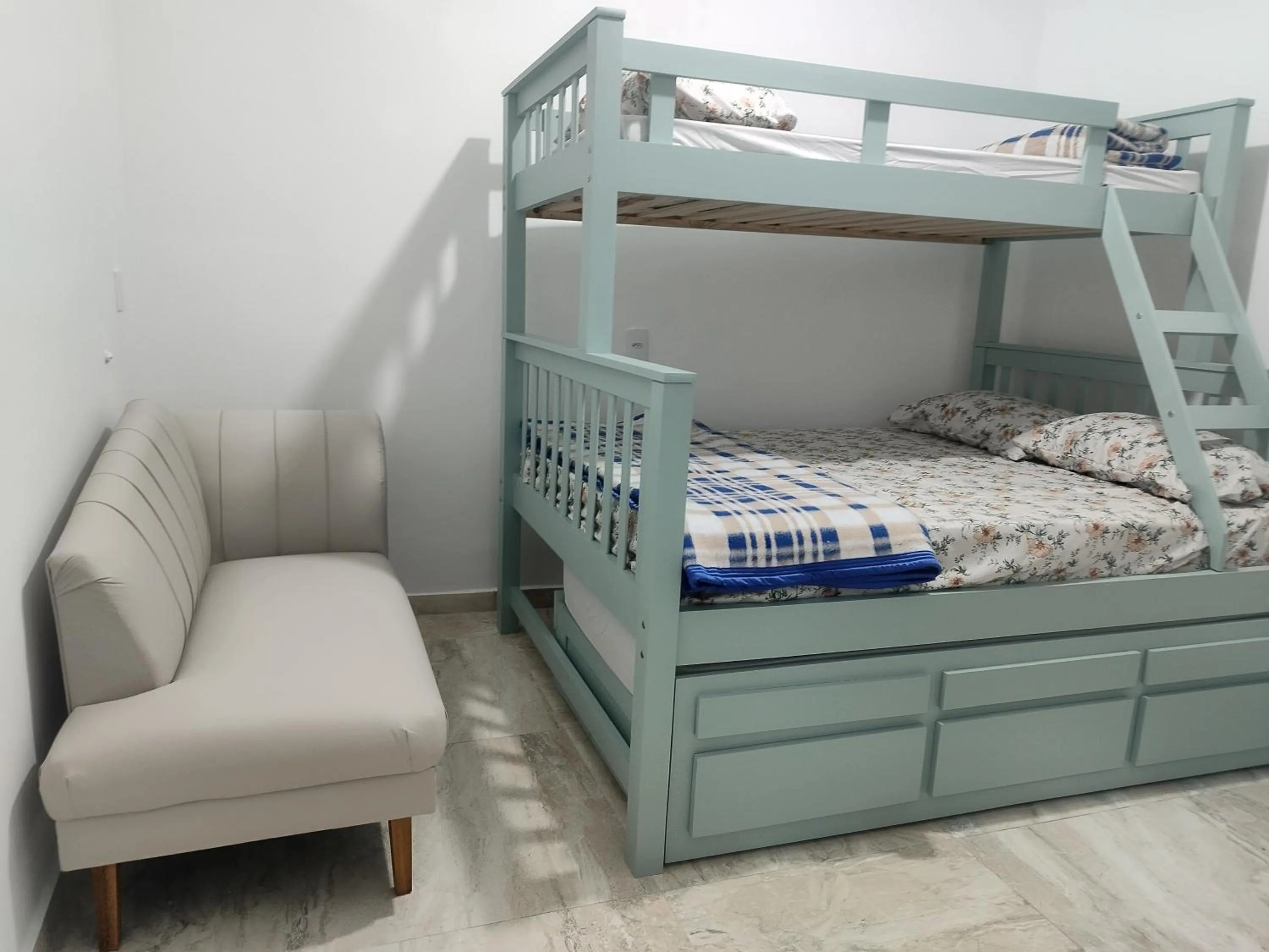 Bedroom, Bed in Vitoria Hostel