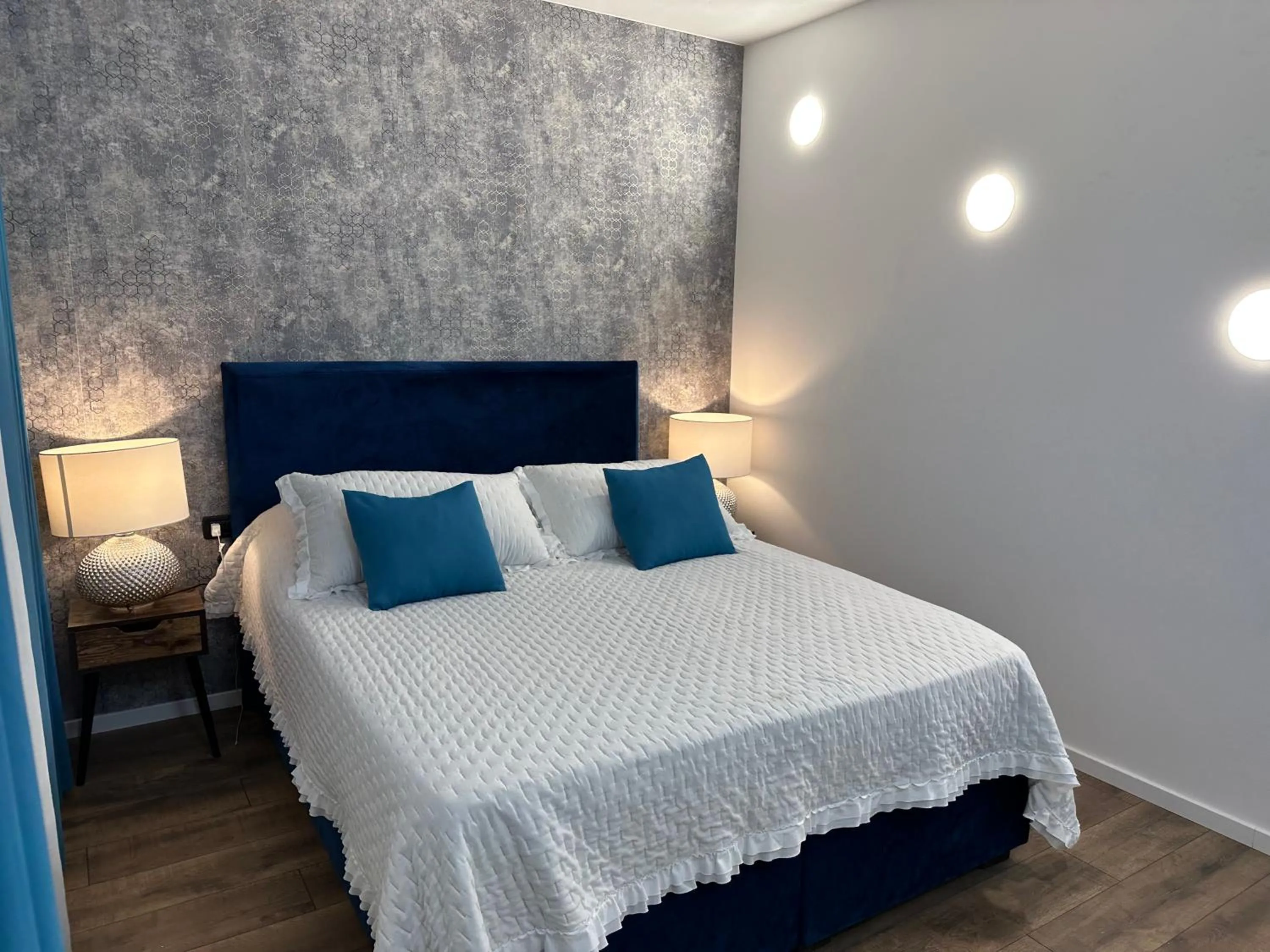 Bedroom, Bed in Apartments Satis