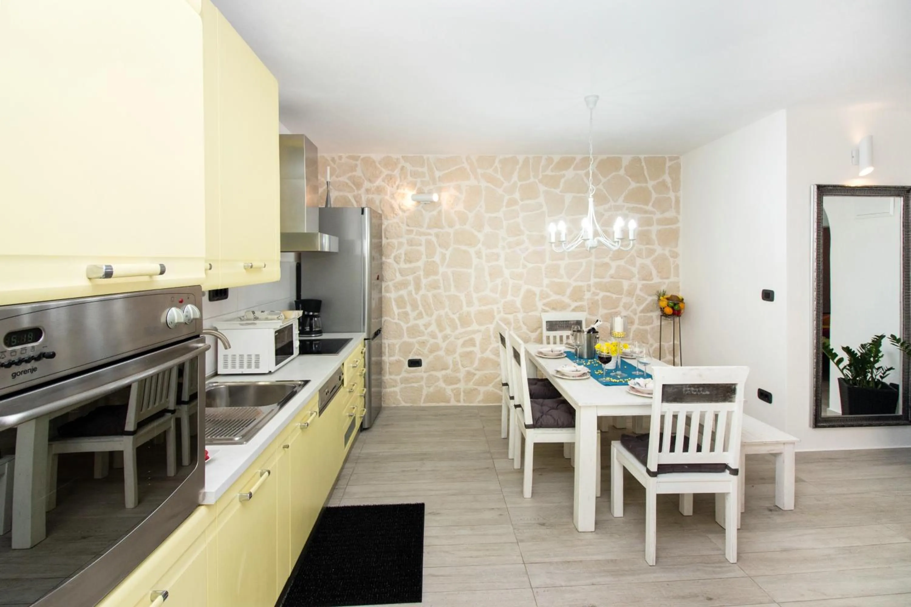 Kitchen or kitchenette in Apartments Satis