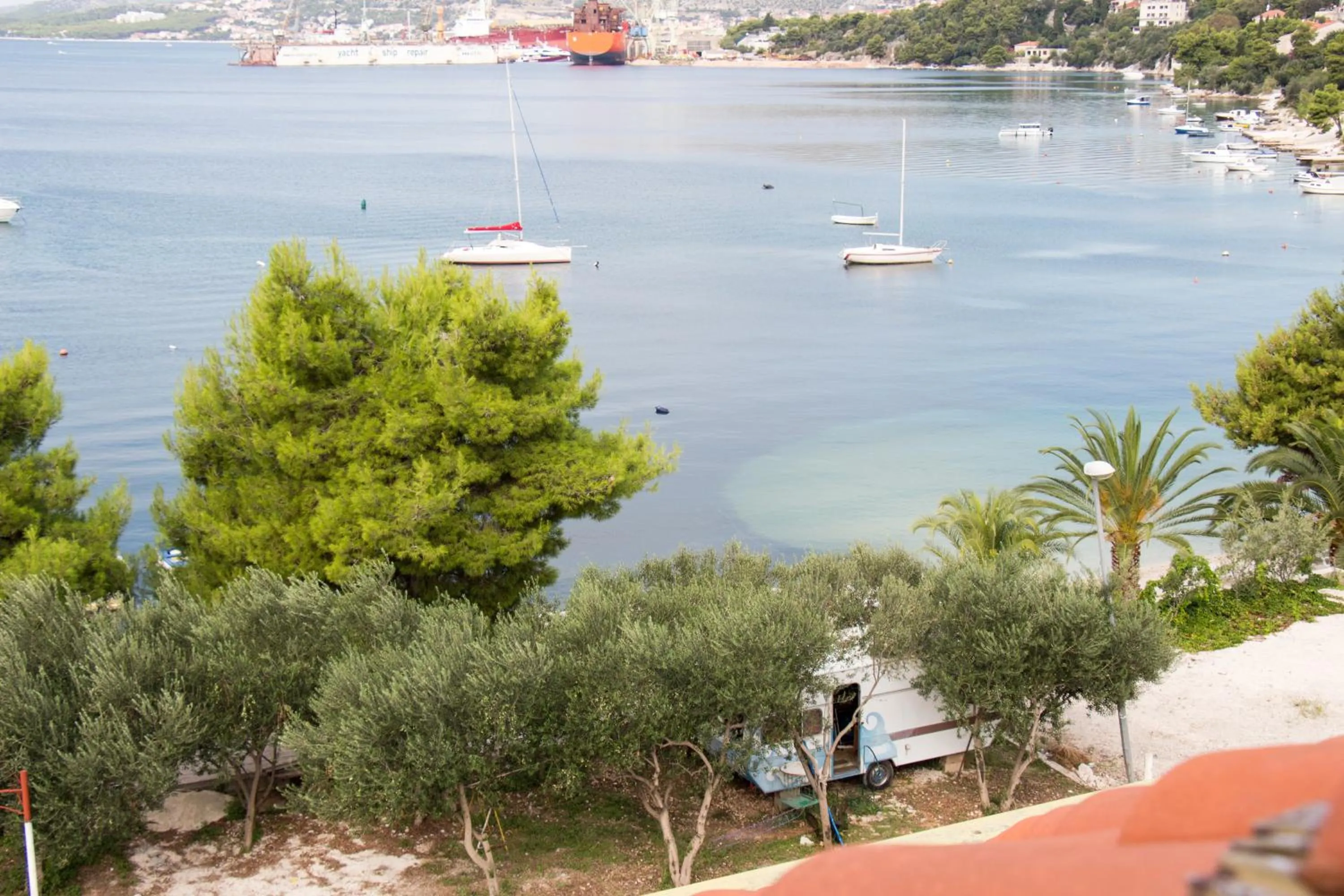 Garden view in Apartments Satis