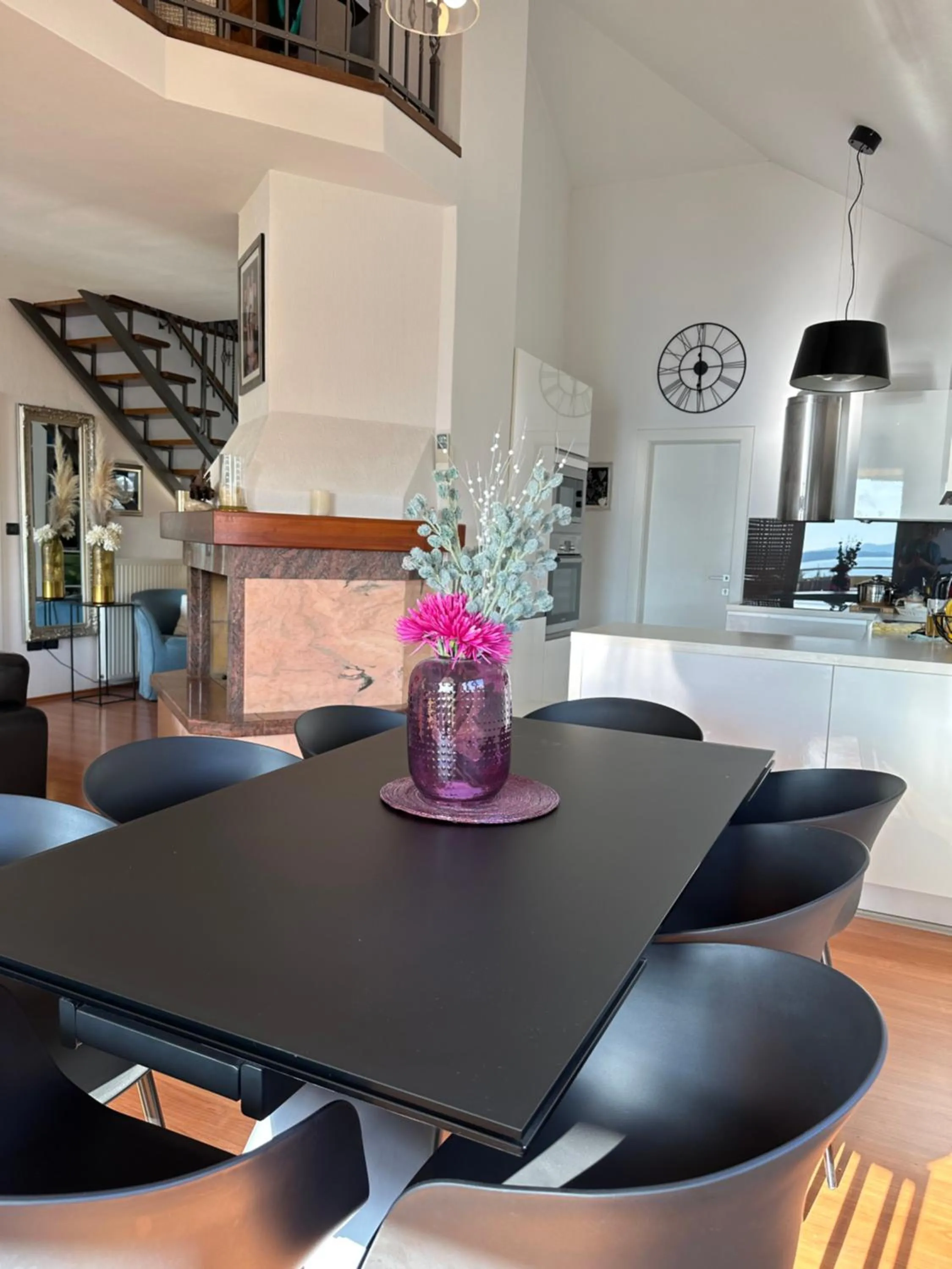 Dining area in Apartments Satis