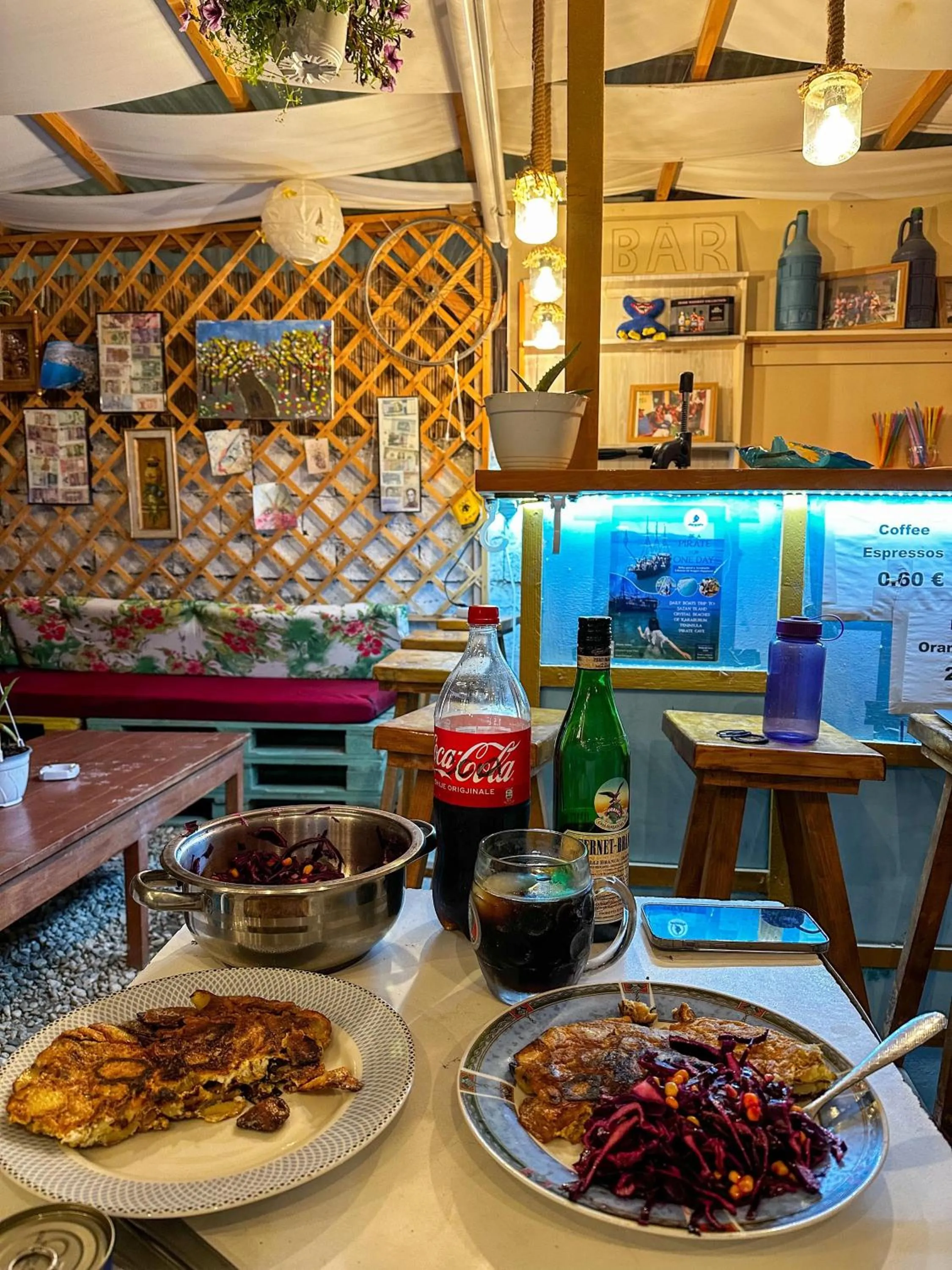 Food and drinks in Vlora Backpackers Hostel & Bar LUNGOMARE