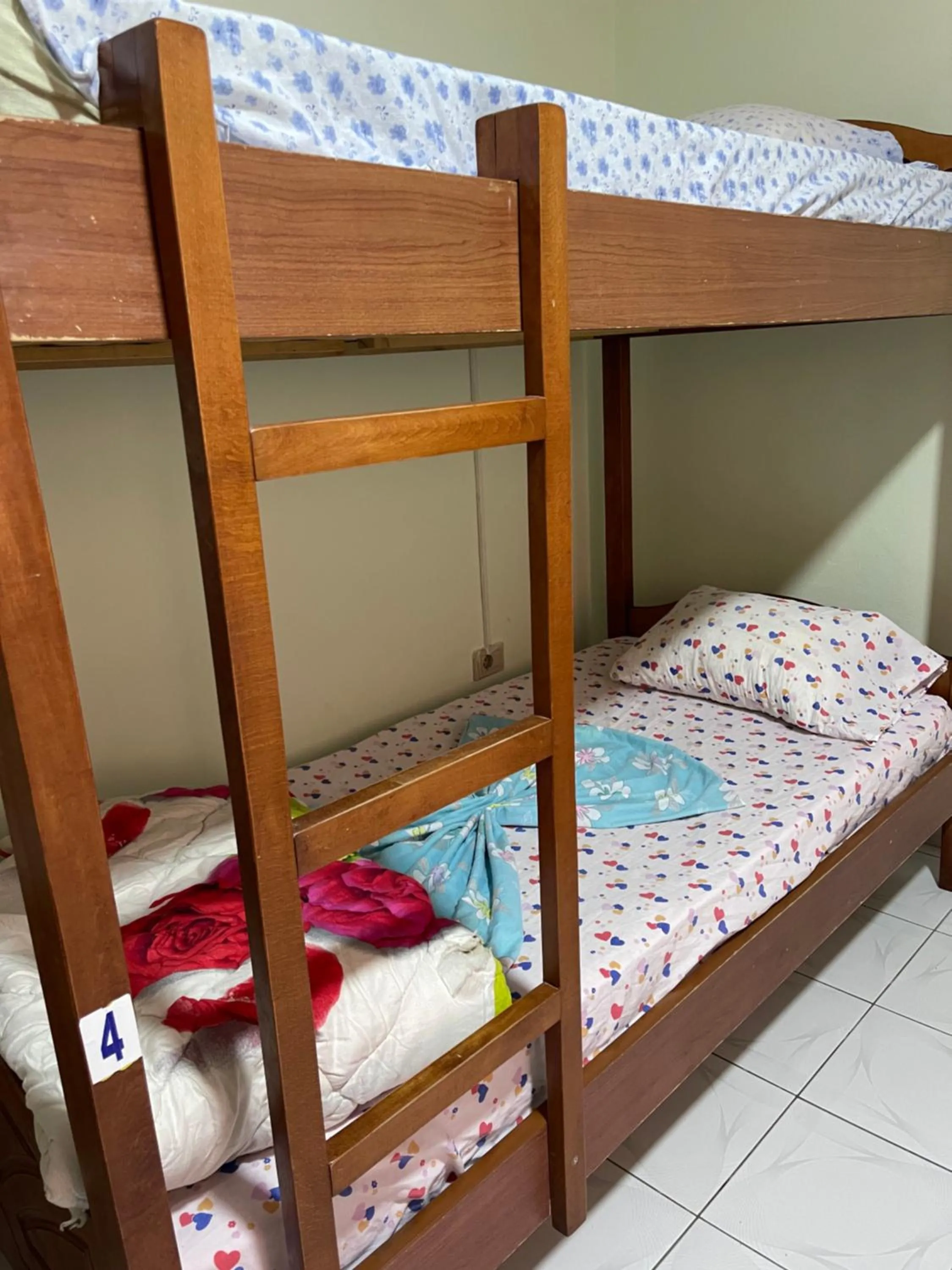 Bed in Vlora Backpackers Hostel & Bar LUNGOMARE