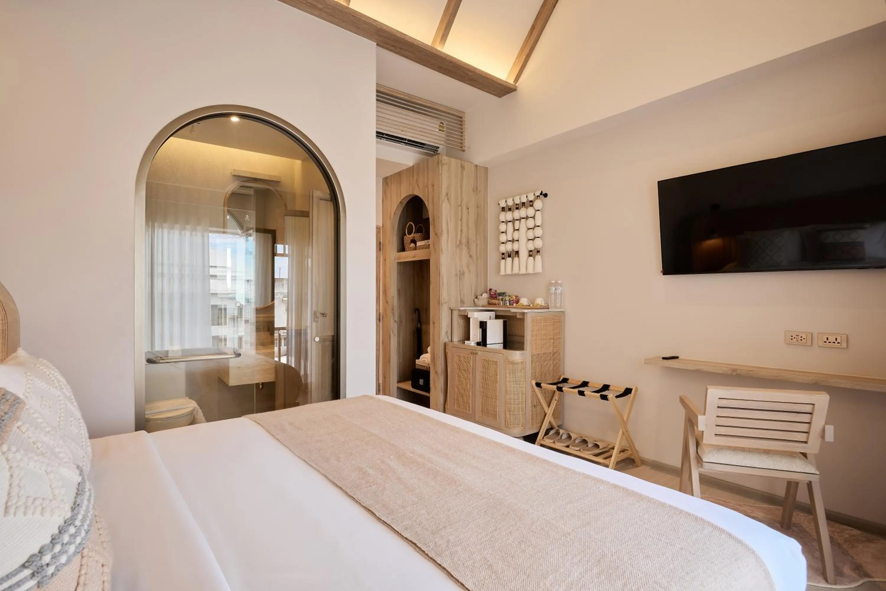 Bed in PE-LA Thapae Boutique Hotel