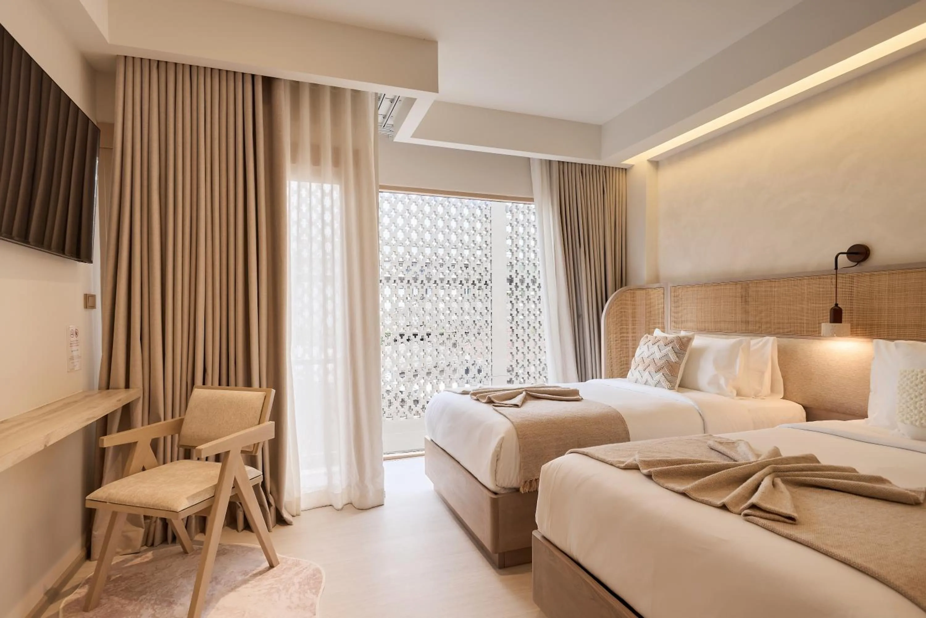 Bed in PE-LA Thapae Boutique Hotel