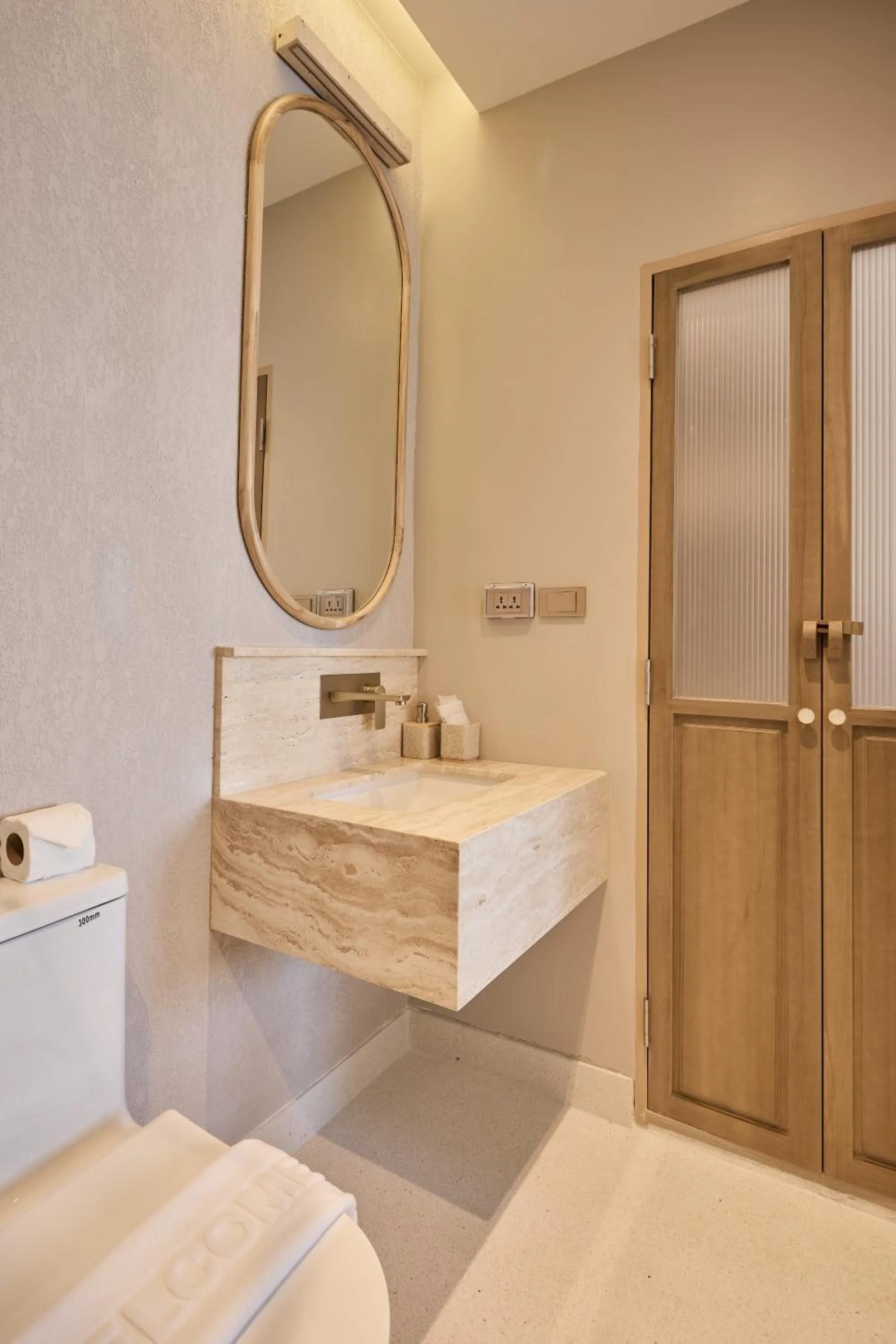 PE-LA Thapae Boutique Hotel