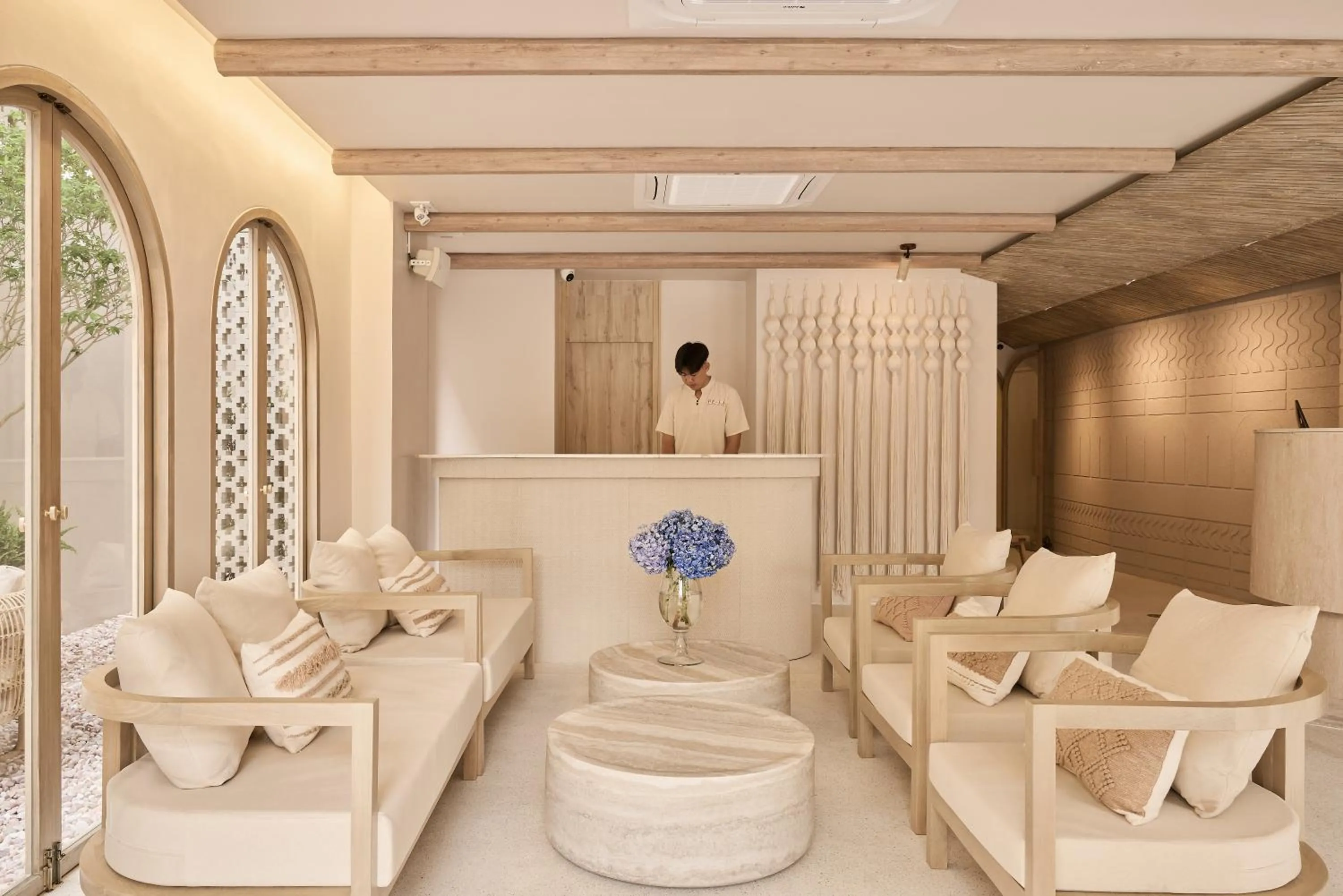 PE-LA Thapae Boutique Hotel