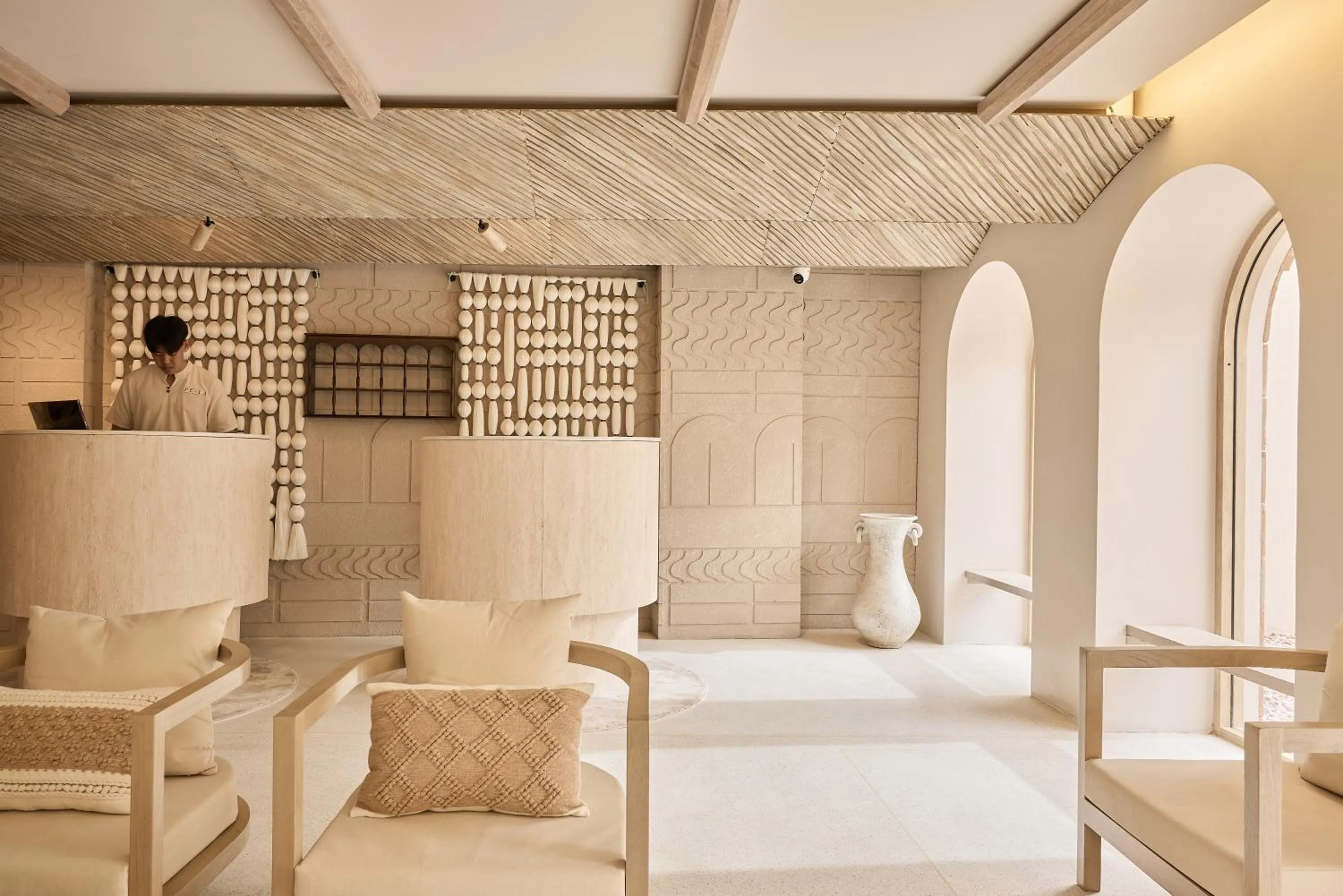 PE-LA Thapae Boutique Hotel