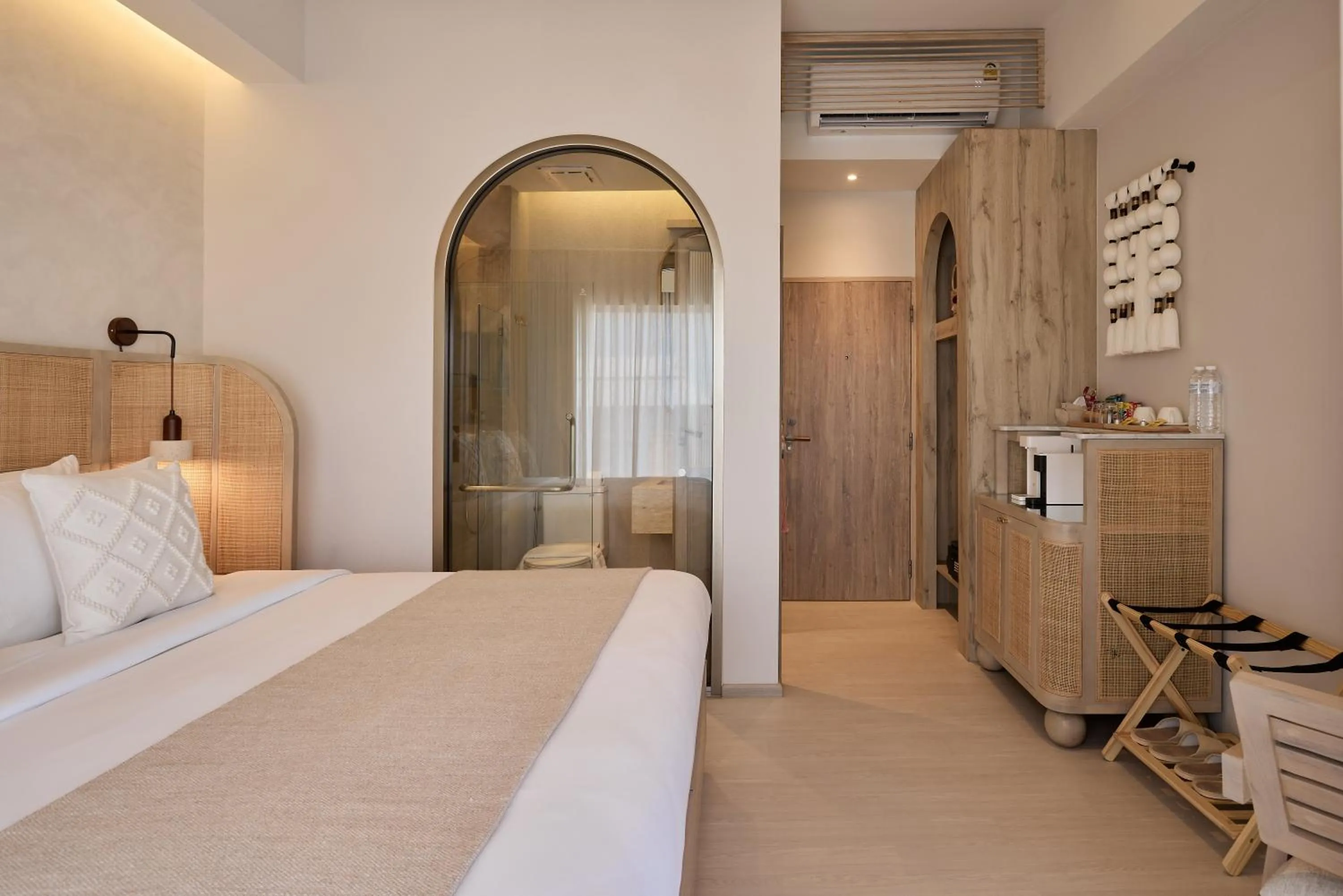 Bed in PE-LA Thapae Boutique Hotel
