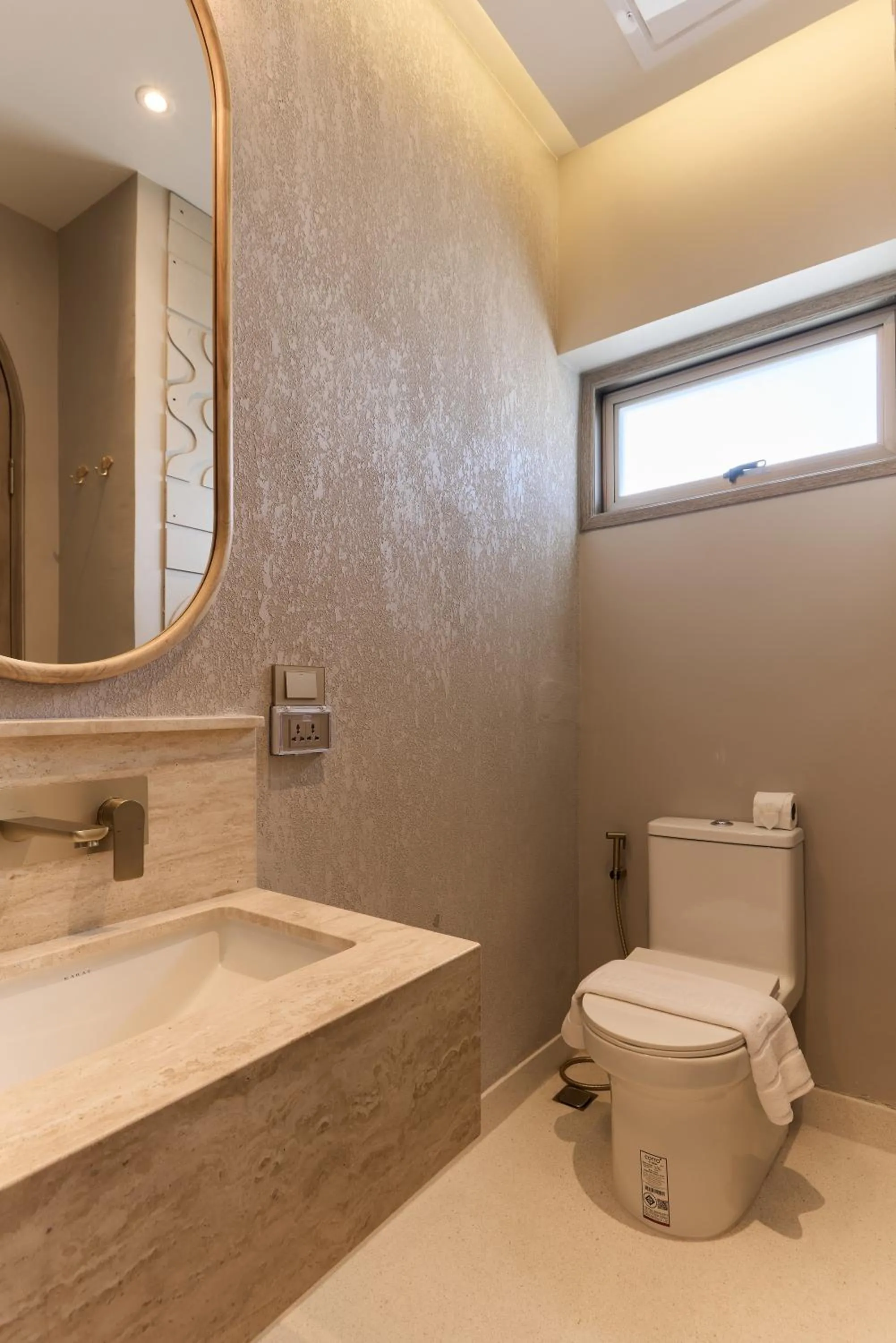 PE-LA Thapae Boutique Hotel