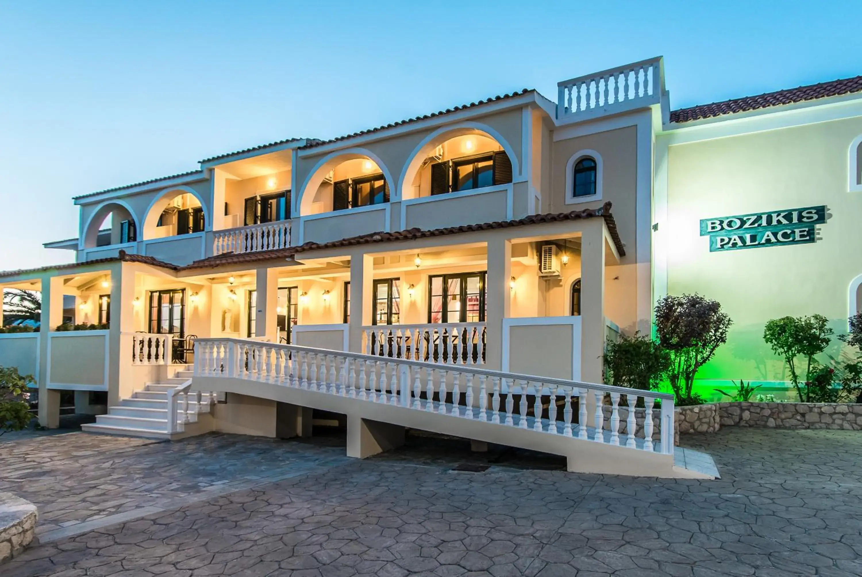 Bozikis Palace Hotel Bozikis Palace Hotel