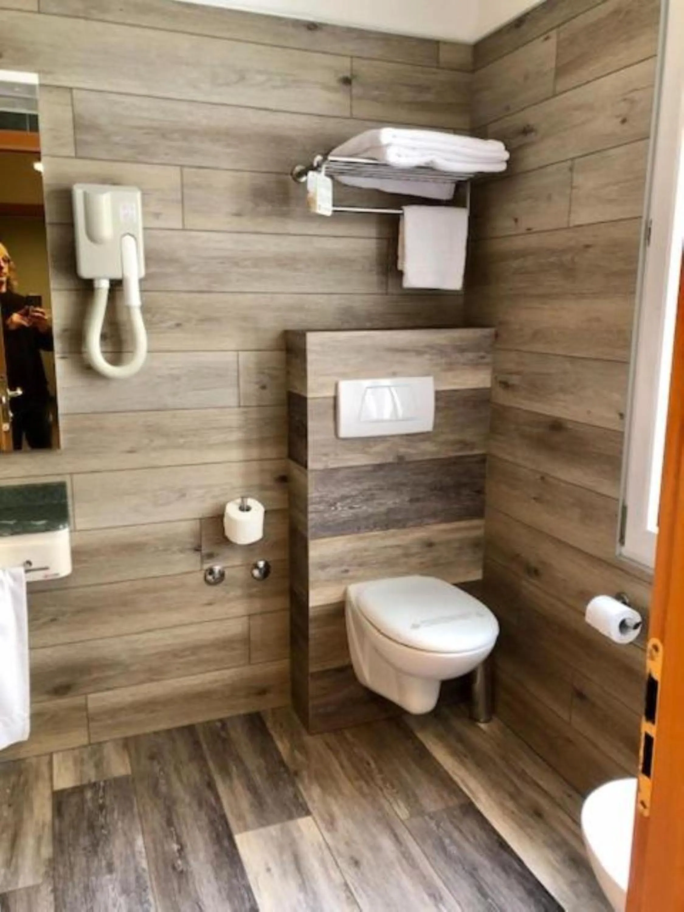 Best Western Maison B Hotel