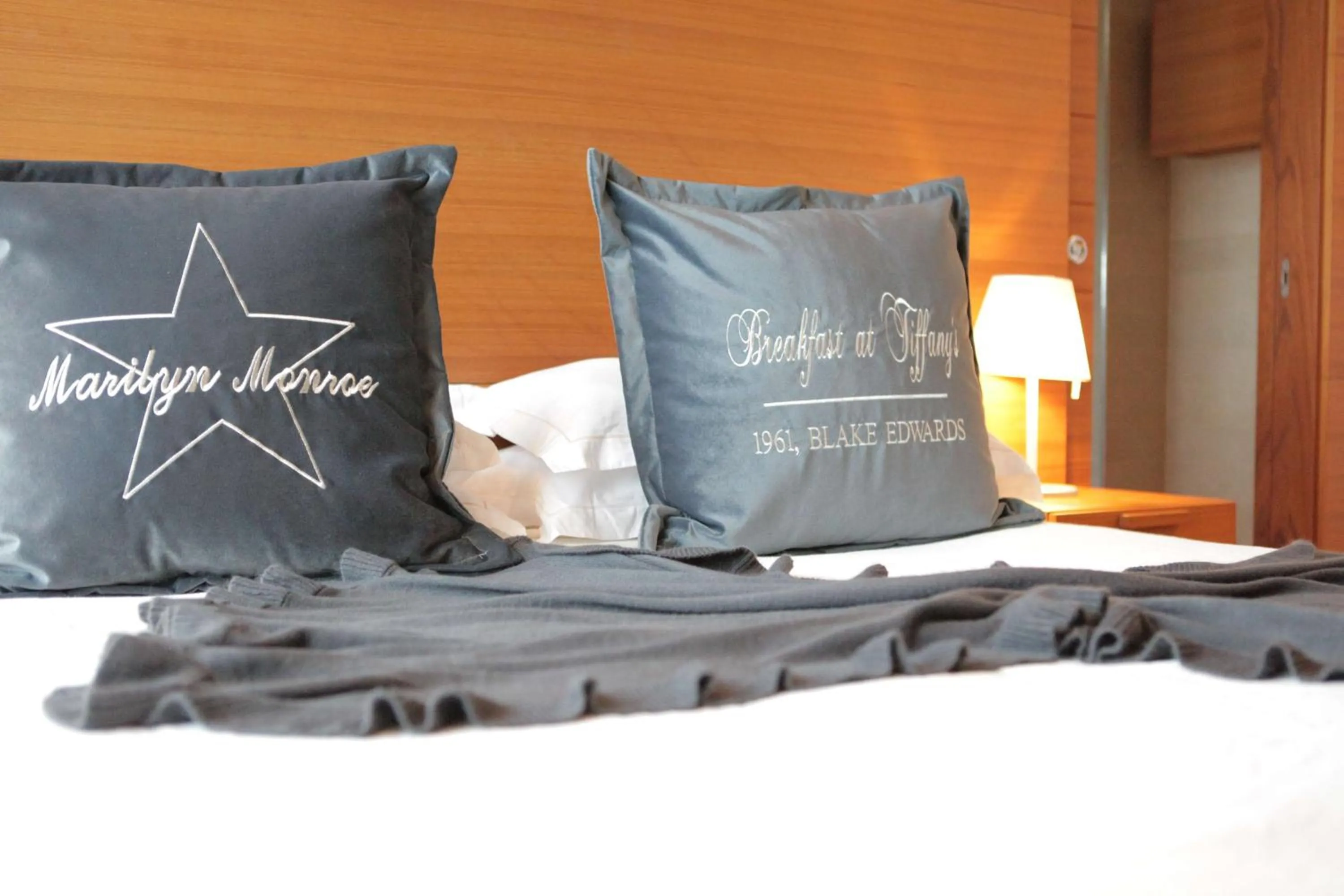 Photo of the whole room, Bed in Best Western Maison B Hotel