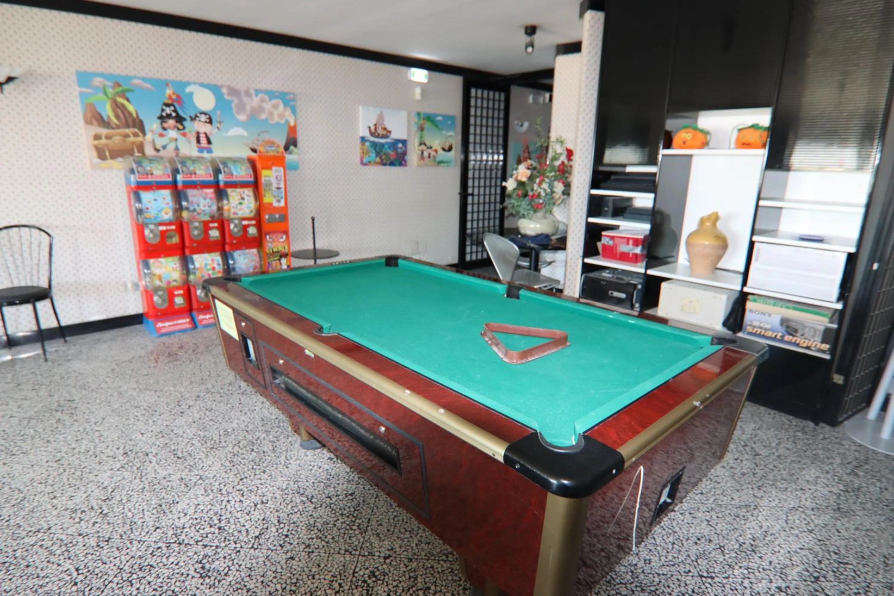 Communal lounge/ TV room in Hotel Derby