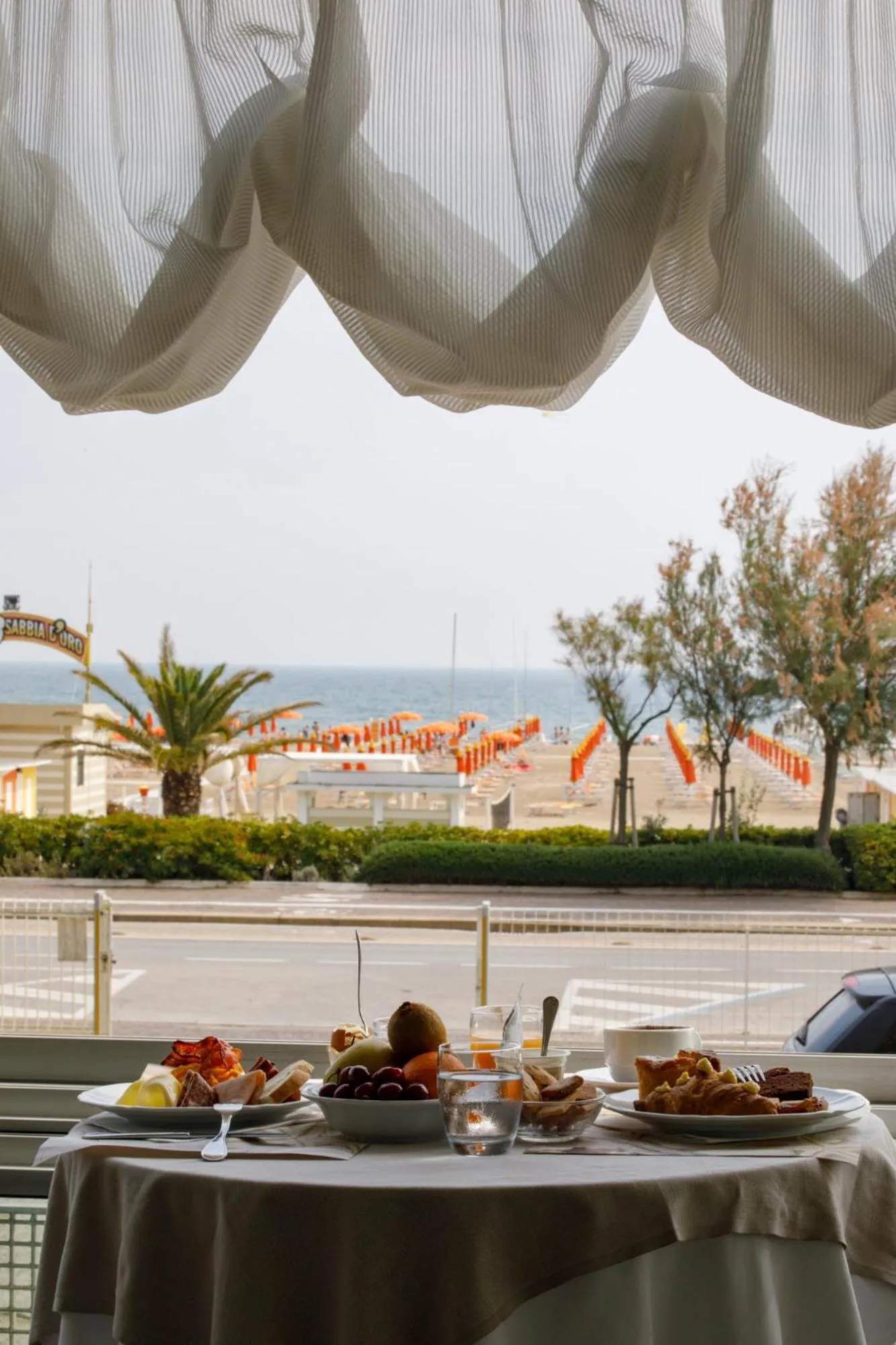 Restaurant/places to eat in Hotel Derby