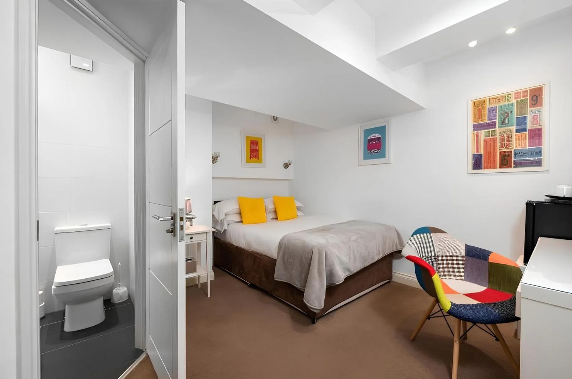 Bed in Nell Gwynn House