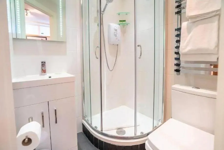 Shower in Nell Gwynn House