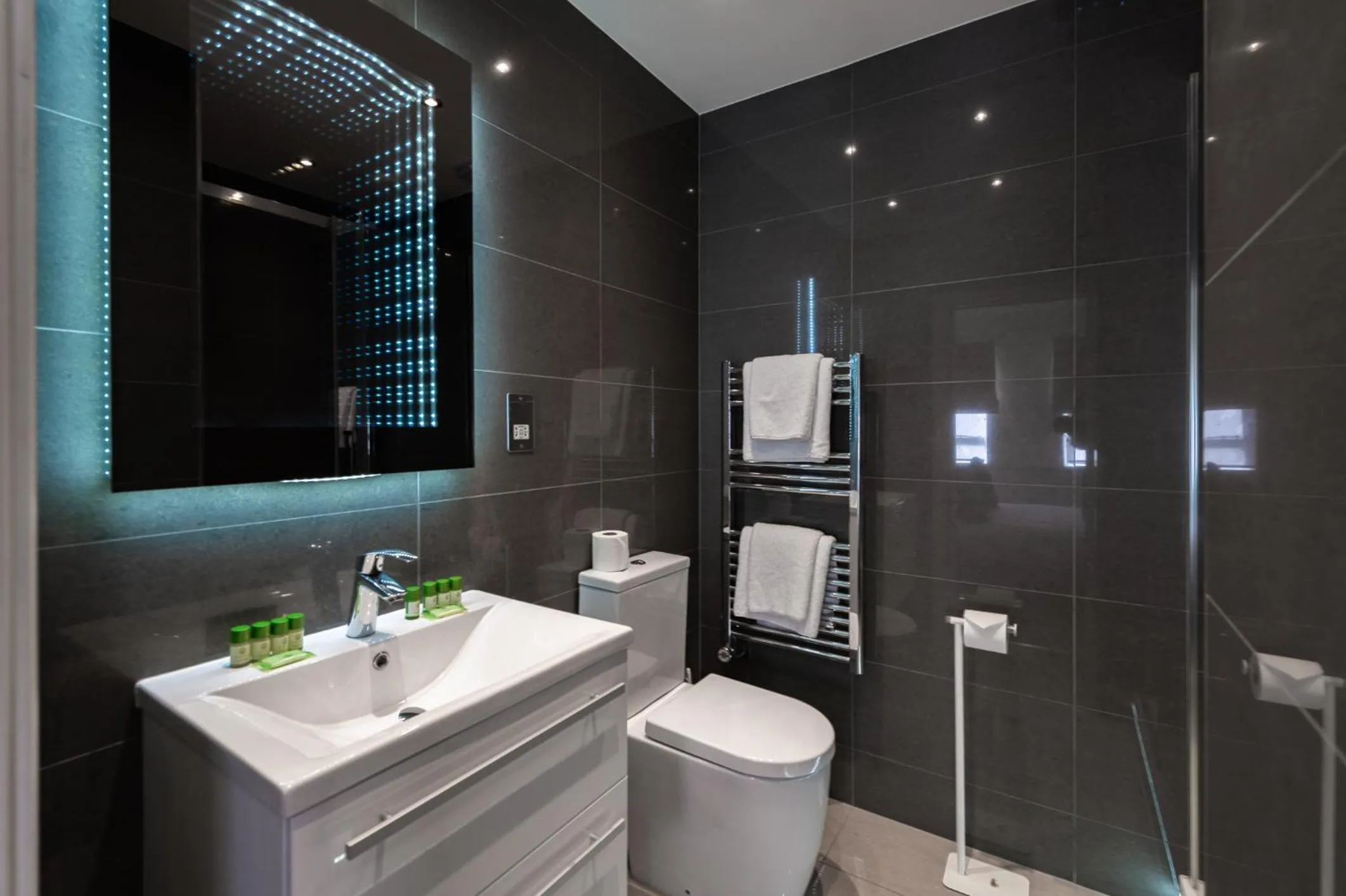 Shower in Nell Gwynn House