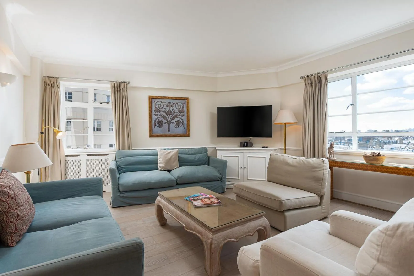 Living room in Nell Gwynn House