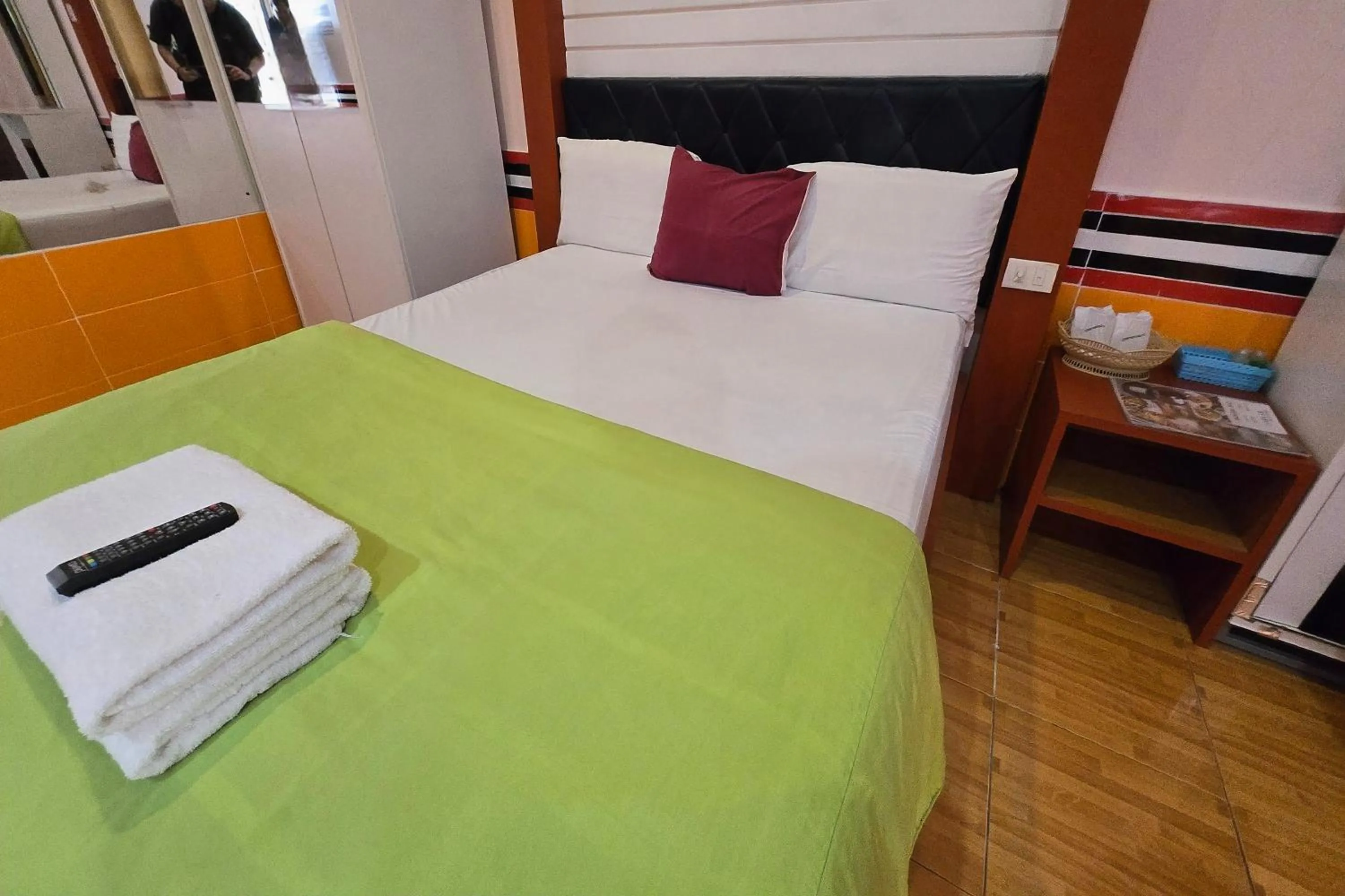 Bedroom, Bed in KhiangLe Resort 1