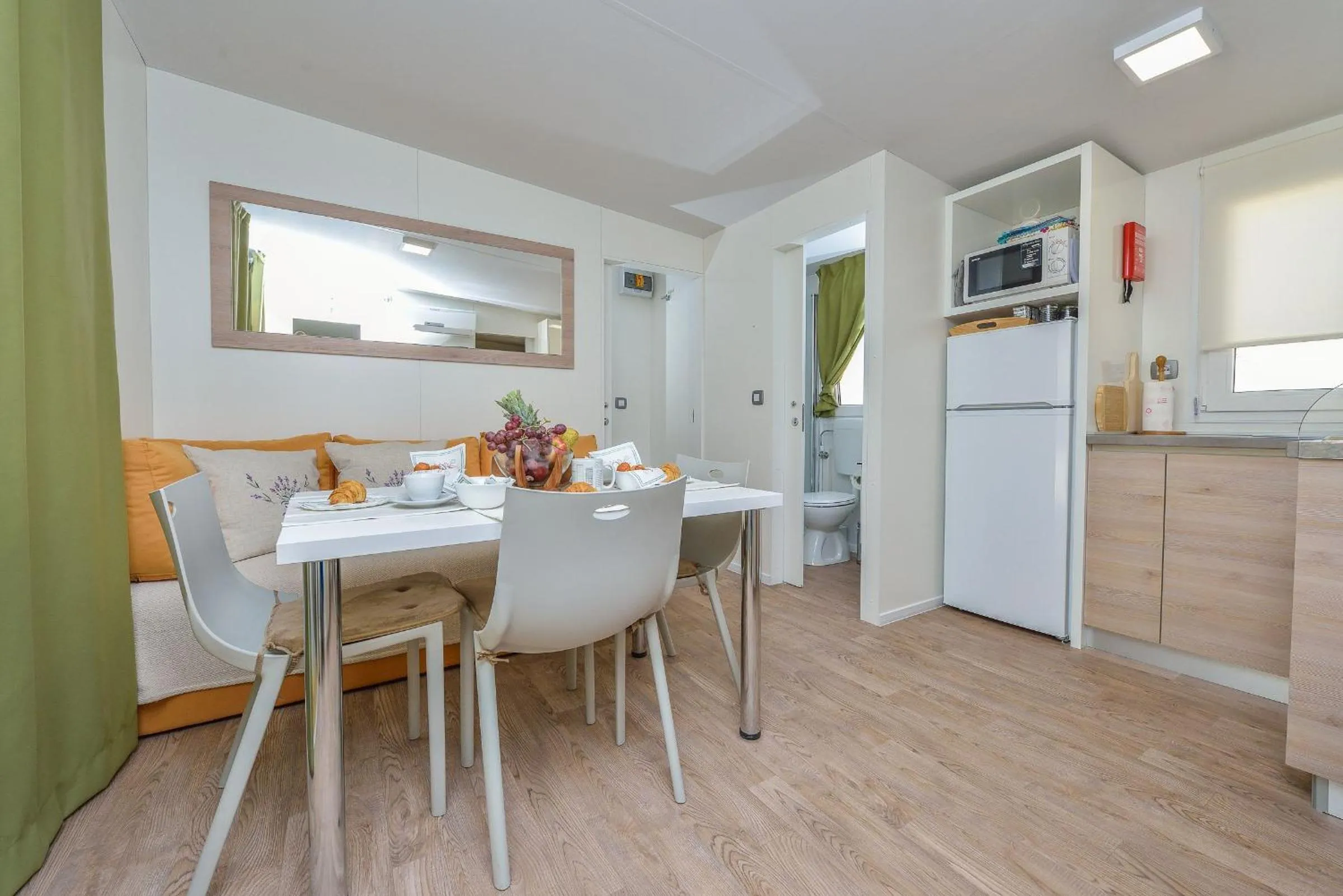 Photo of the whole room in Sunny Home Soline