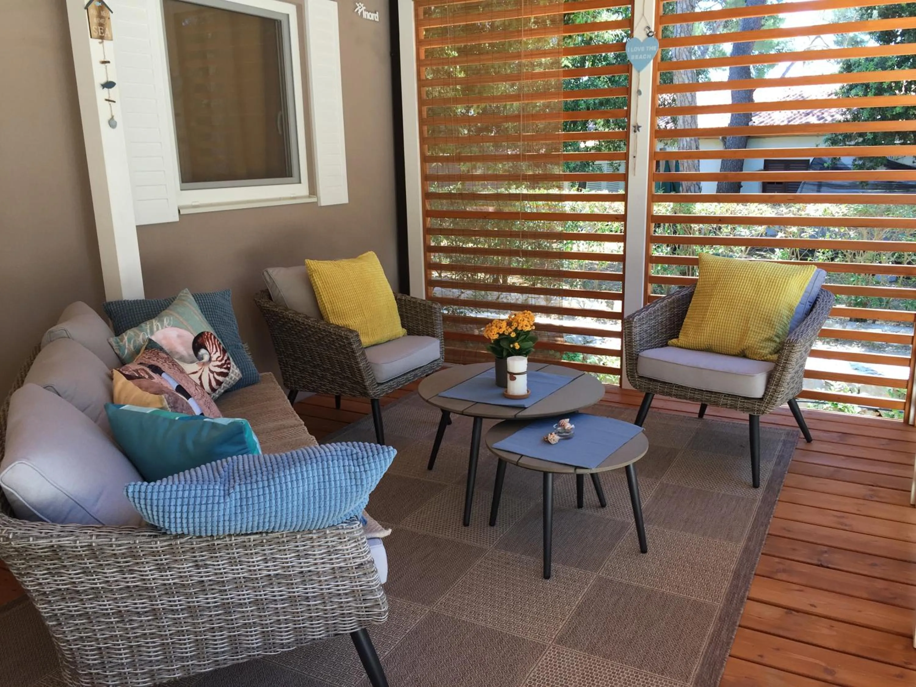 Balcony/Terrace in Sunny Home Soline