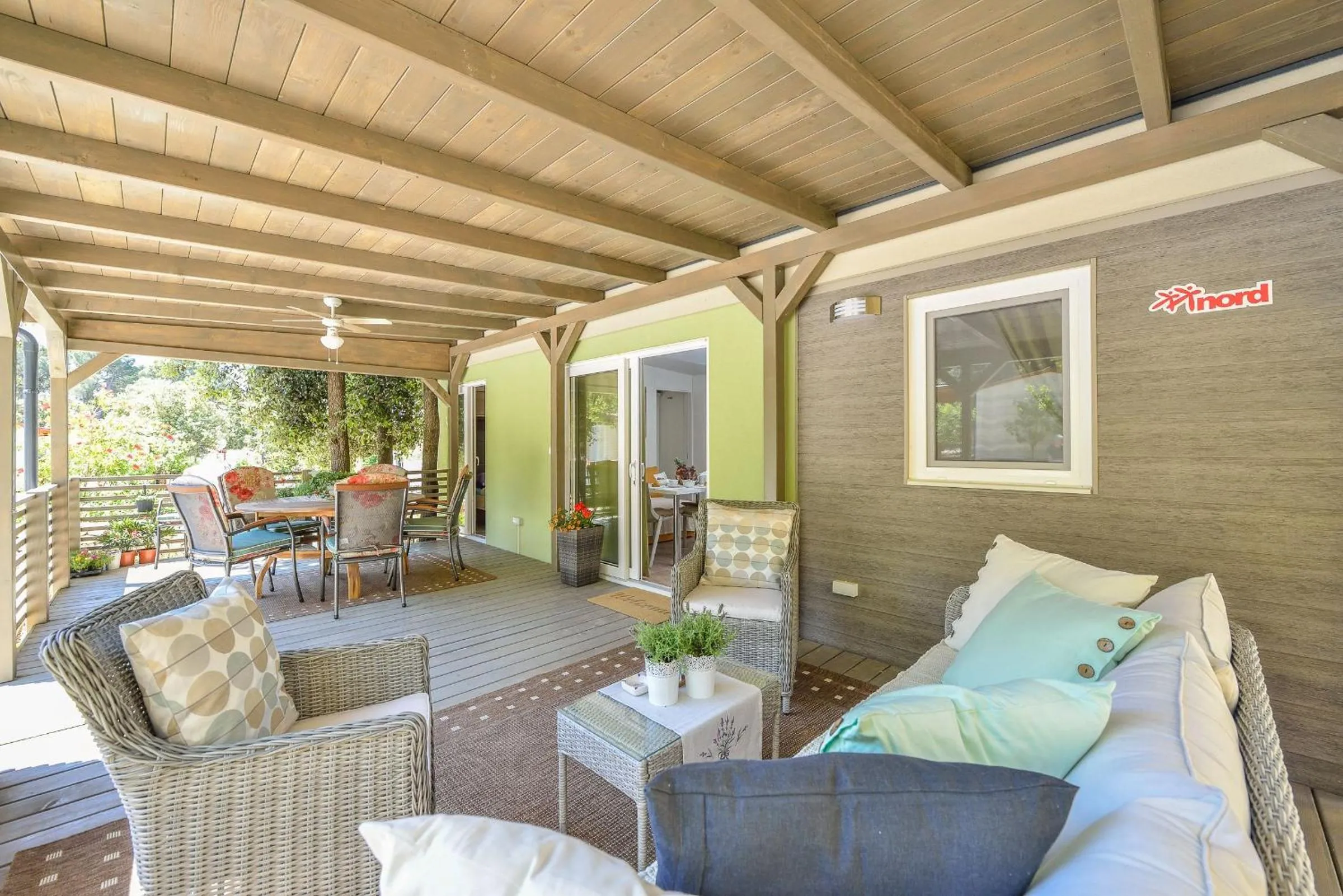 Balcony/Terrace in Sunny Home Soline